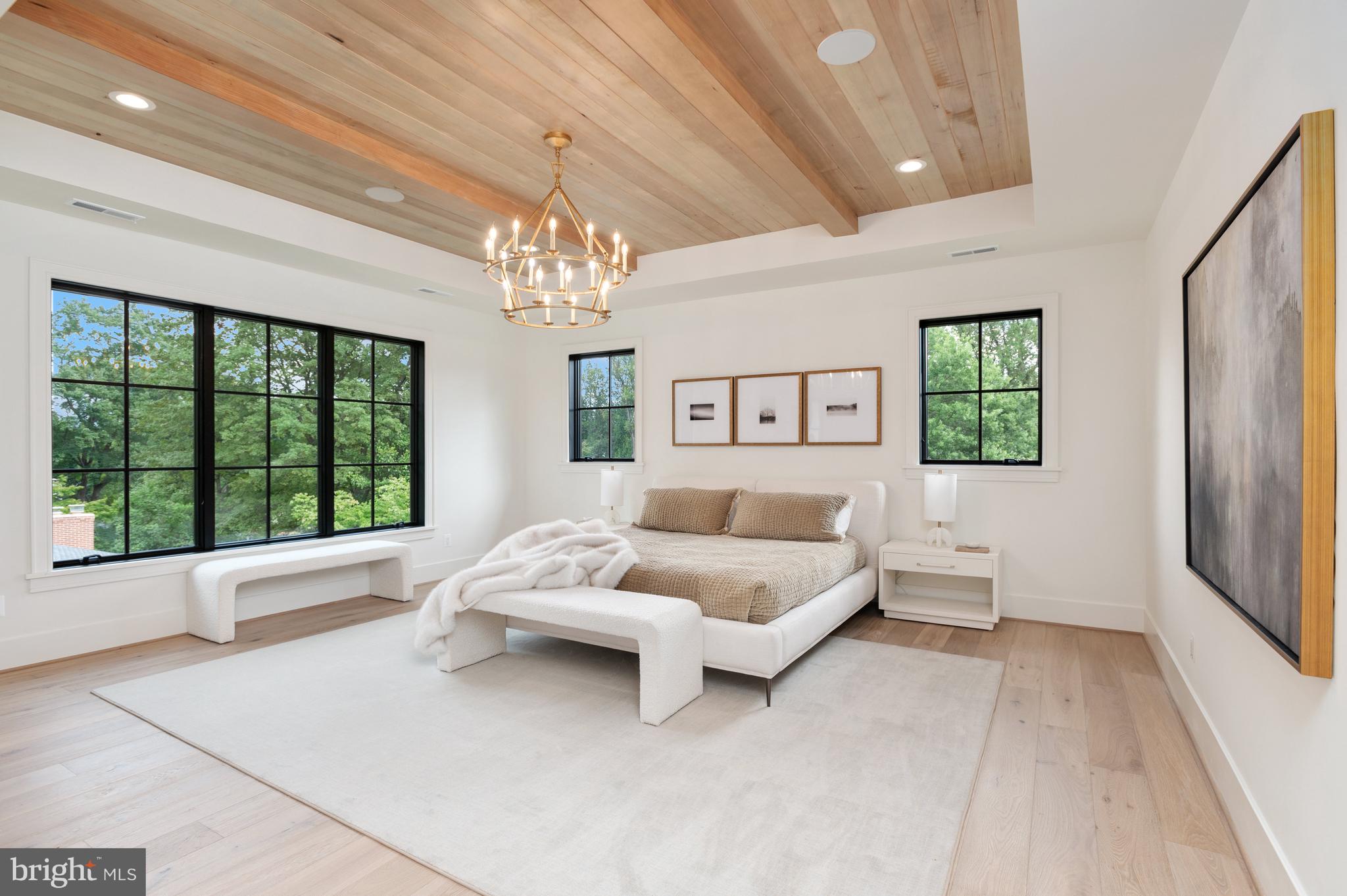 BRIGGS AND HOOPERS - Residential