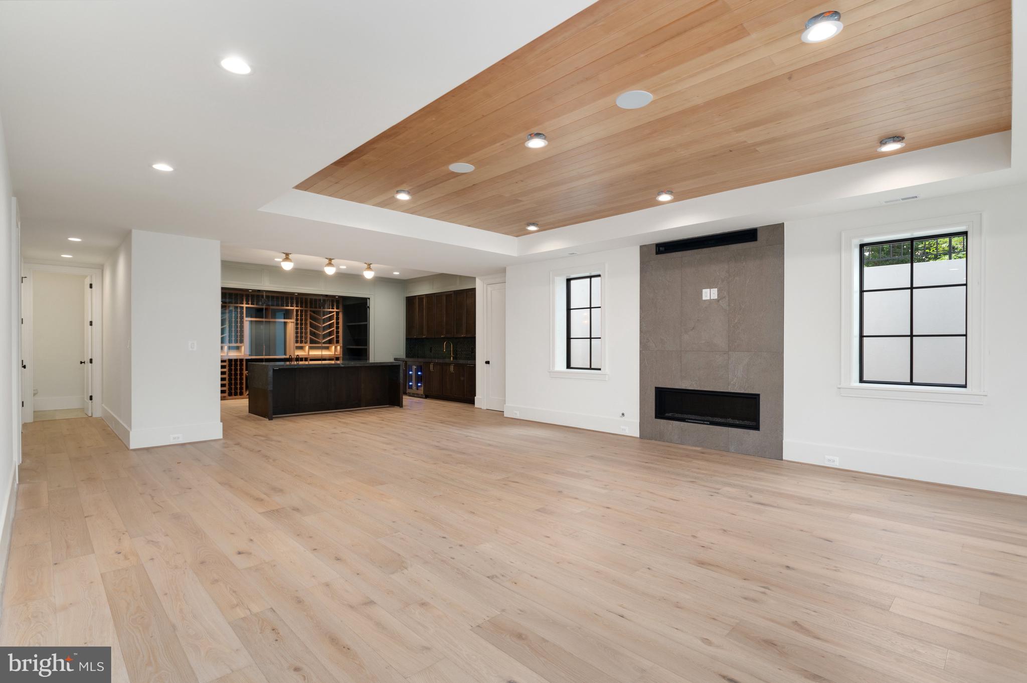 BRIGGS AND HOOPERS - Residential