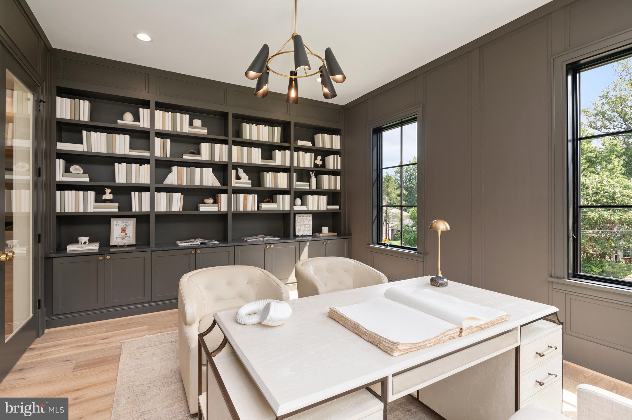 BRIGGS AND HOOPERS - Residential