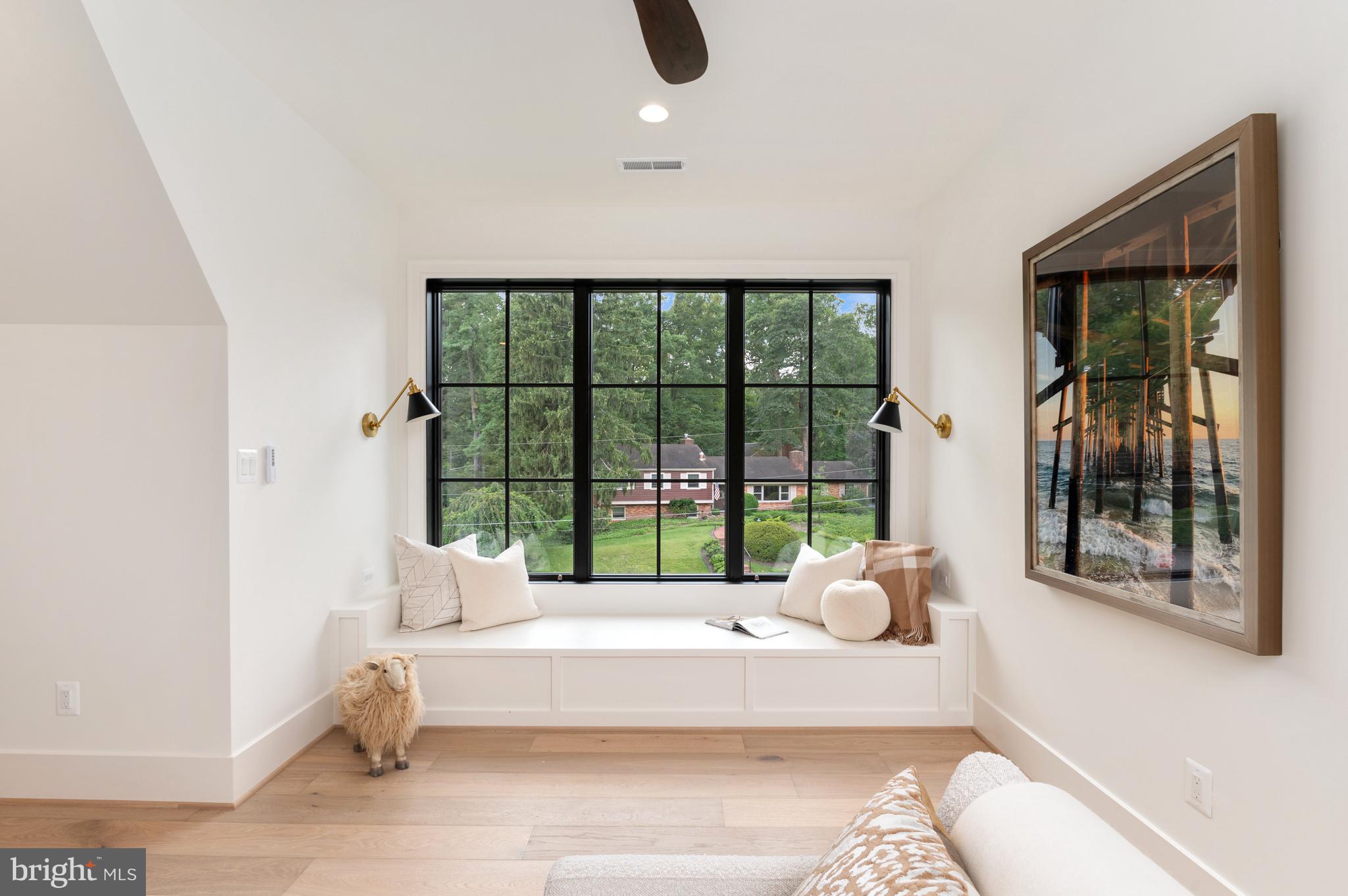 BRIGGS AND HOOPERS - Residential