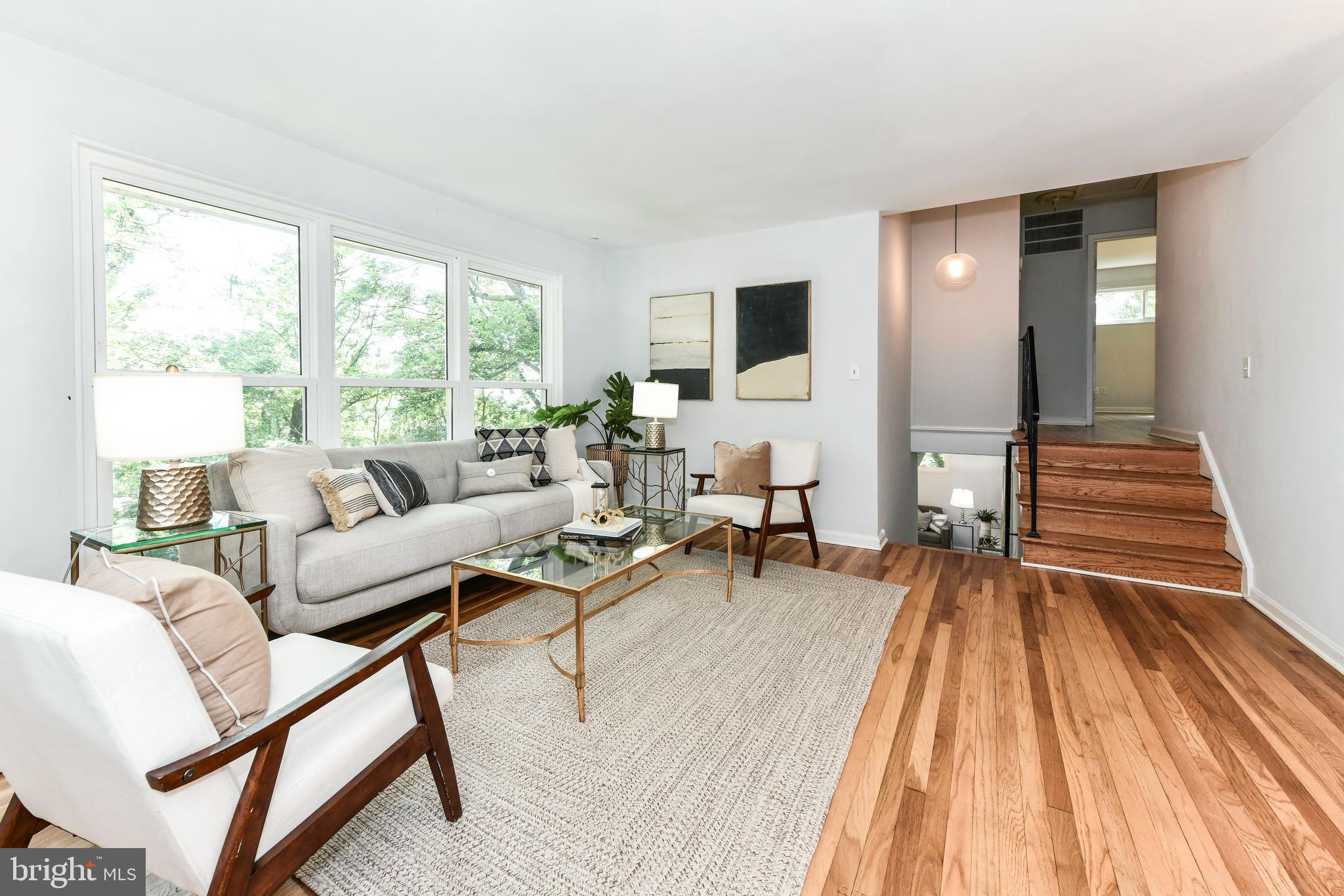 6322 PHYLLIS LANE