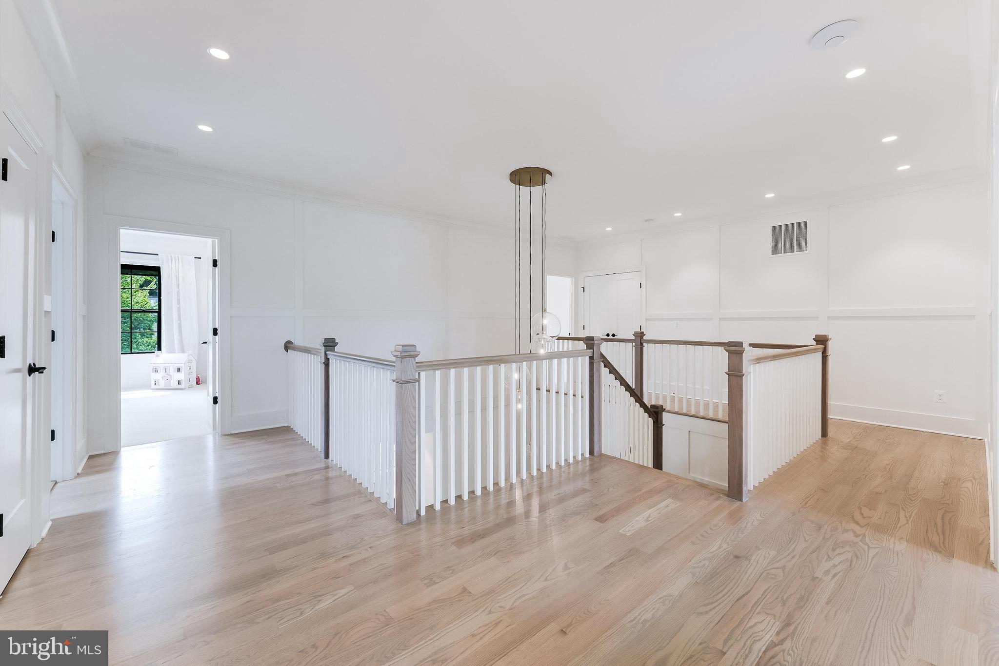 MINOR HILL - Residential