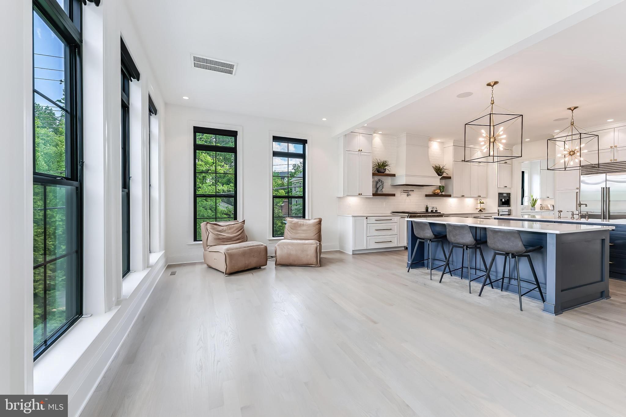 MINOR HILL - Residential