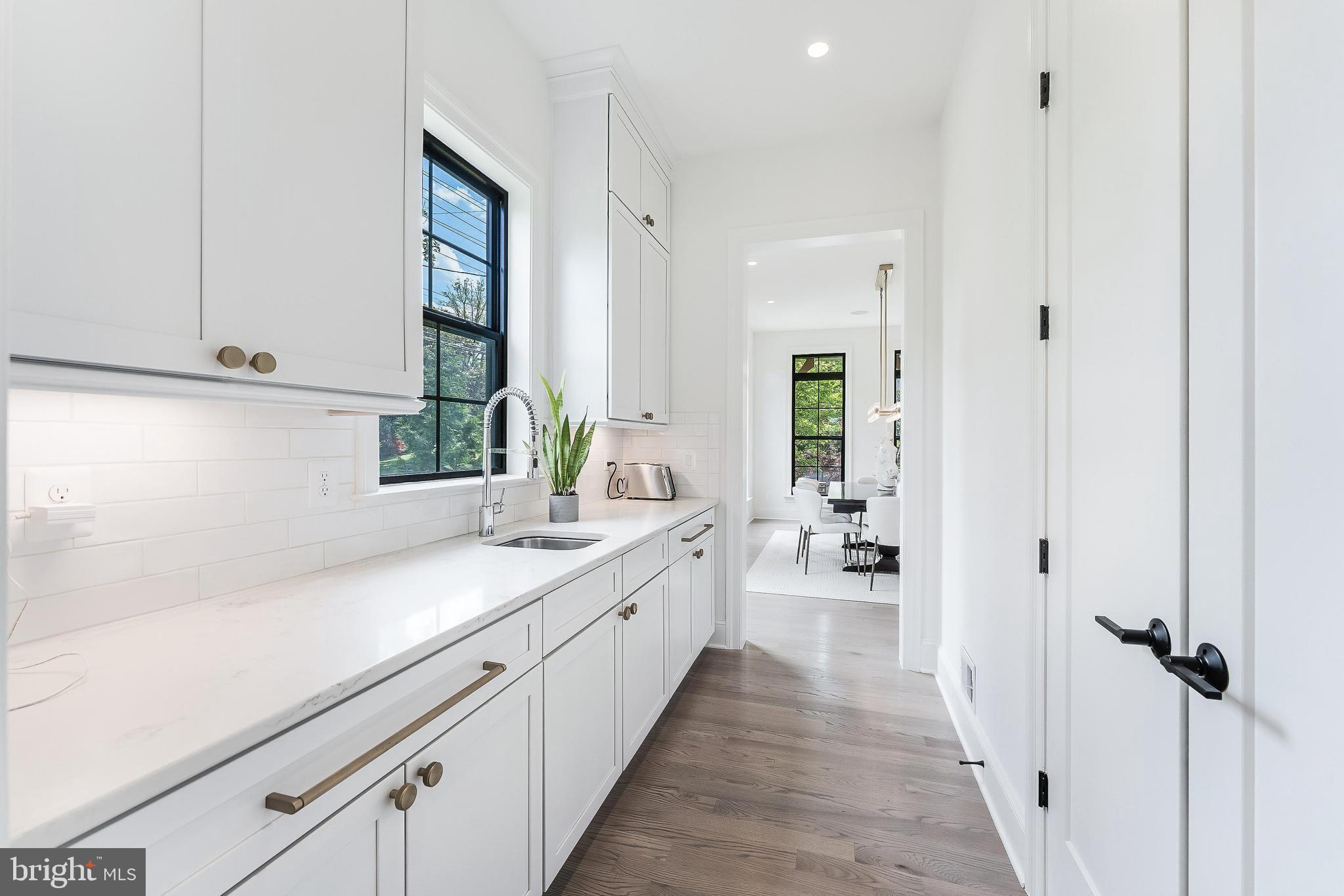 MINOR HILL - Residential