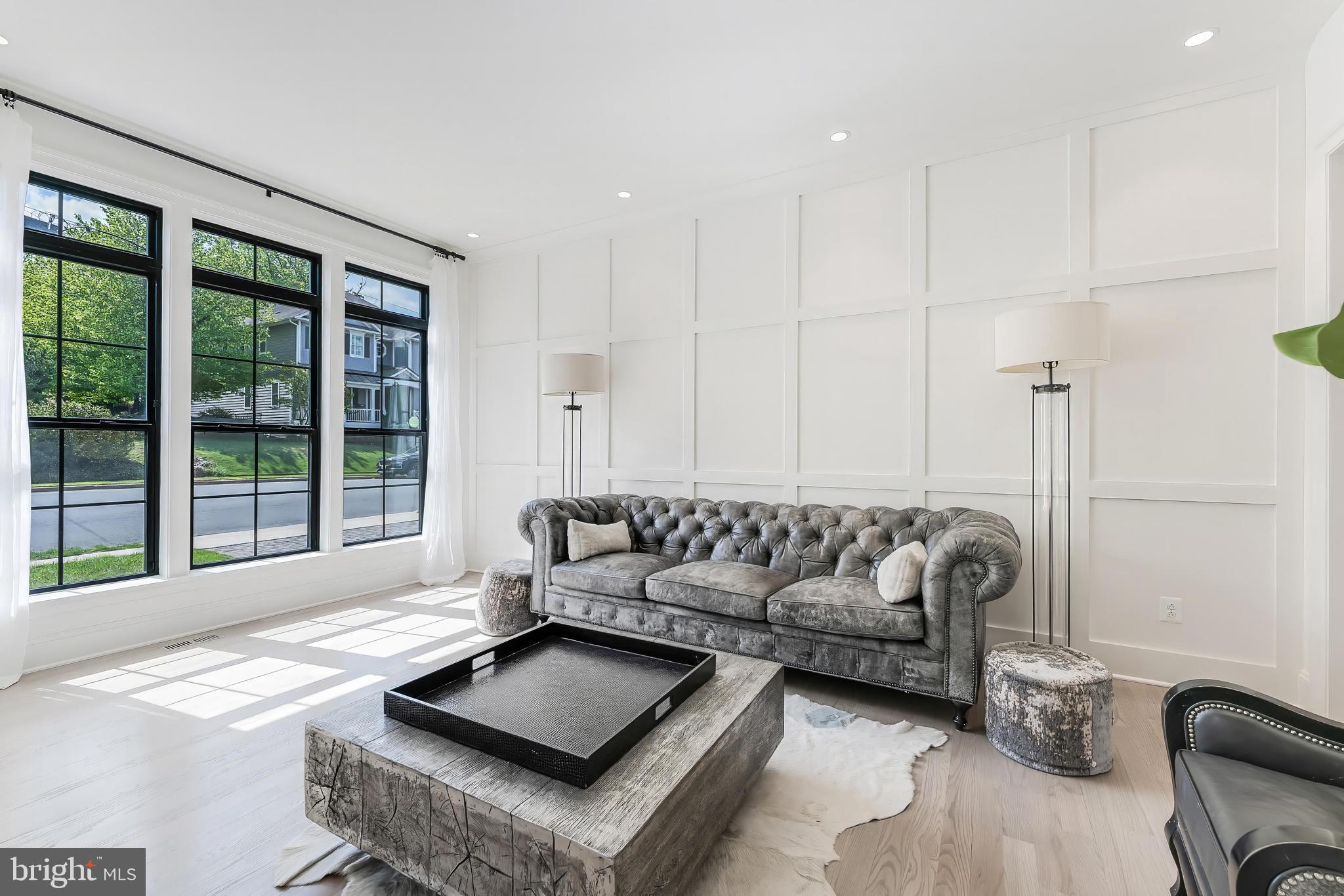 MINOR HILL - Residential