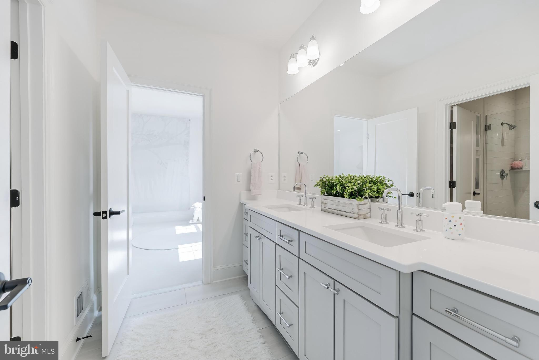 MINOR HILL - Residential