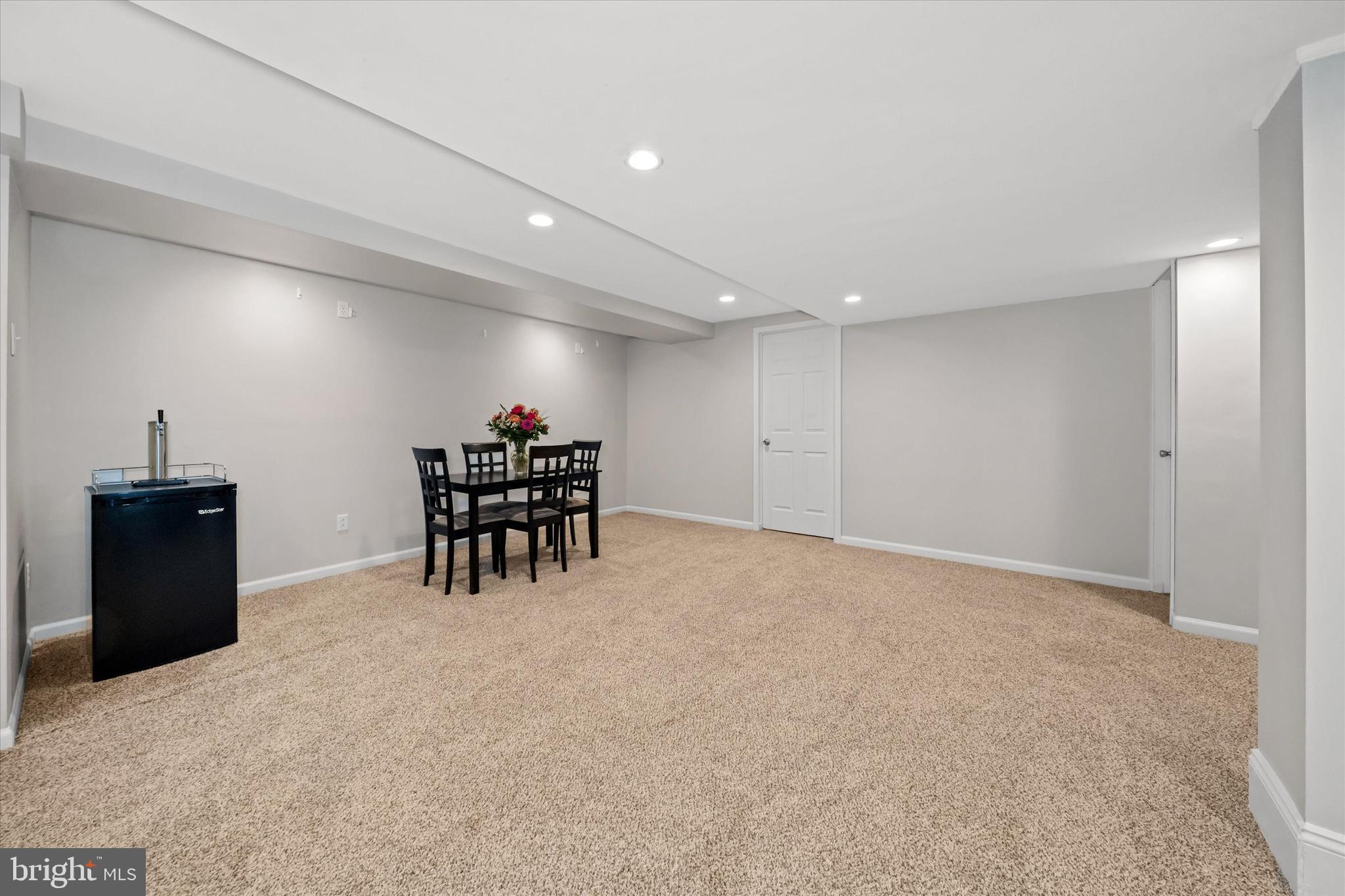 CENTURY OAK - Residential