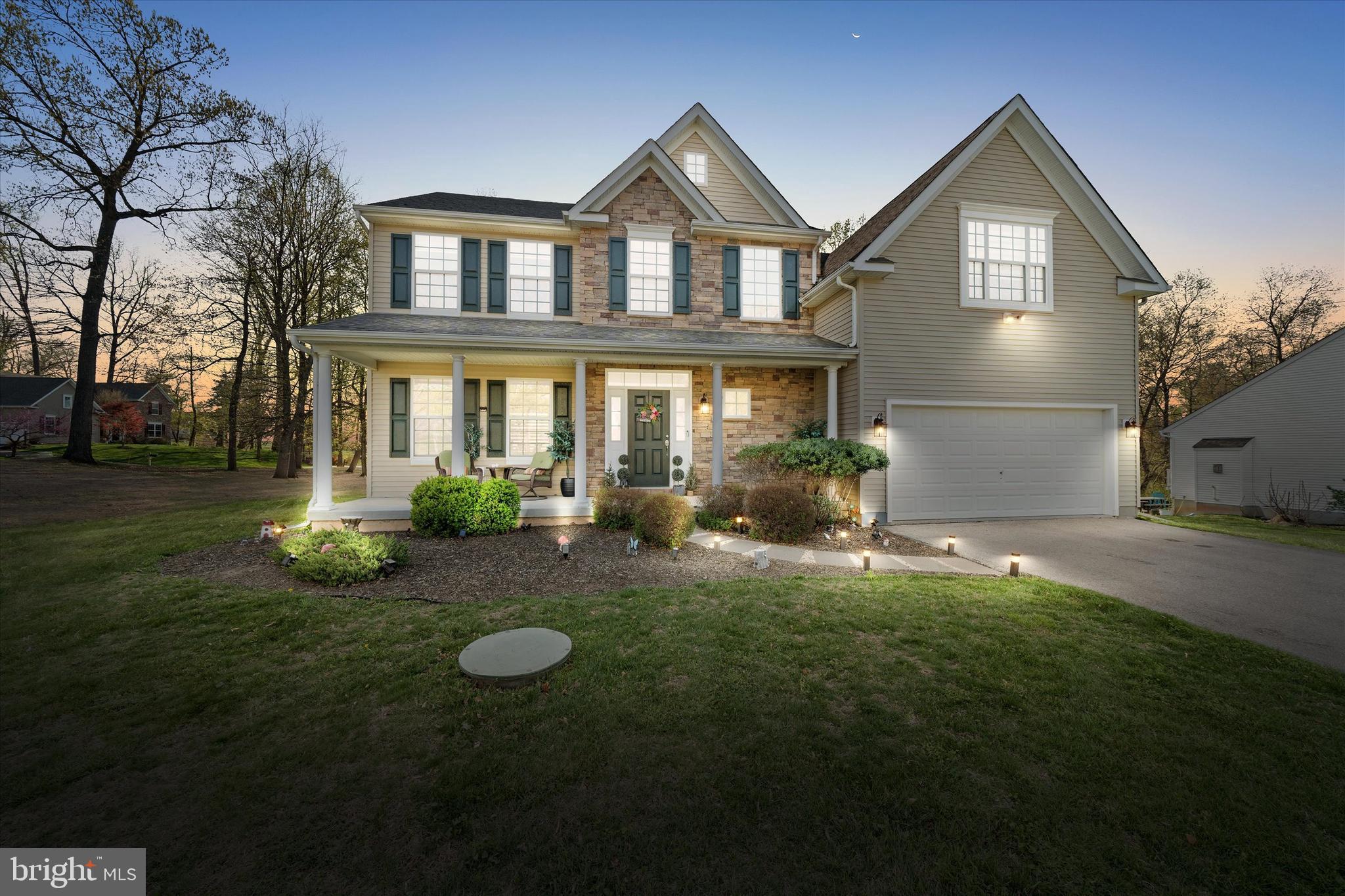 CENTURY OAK - Residential