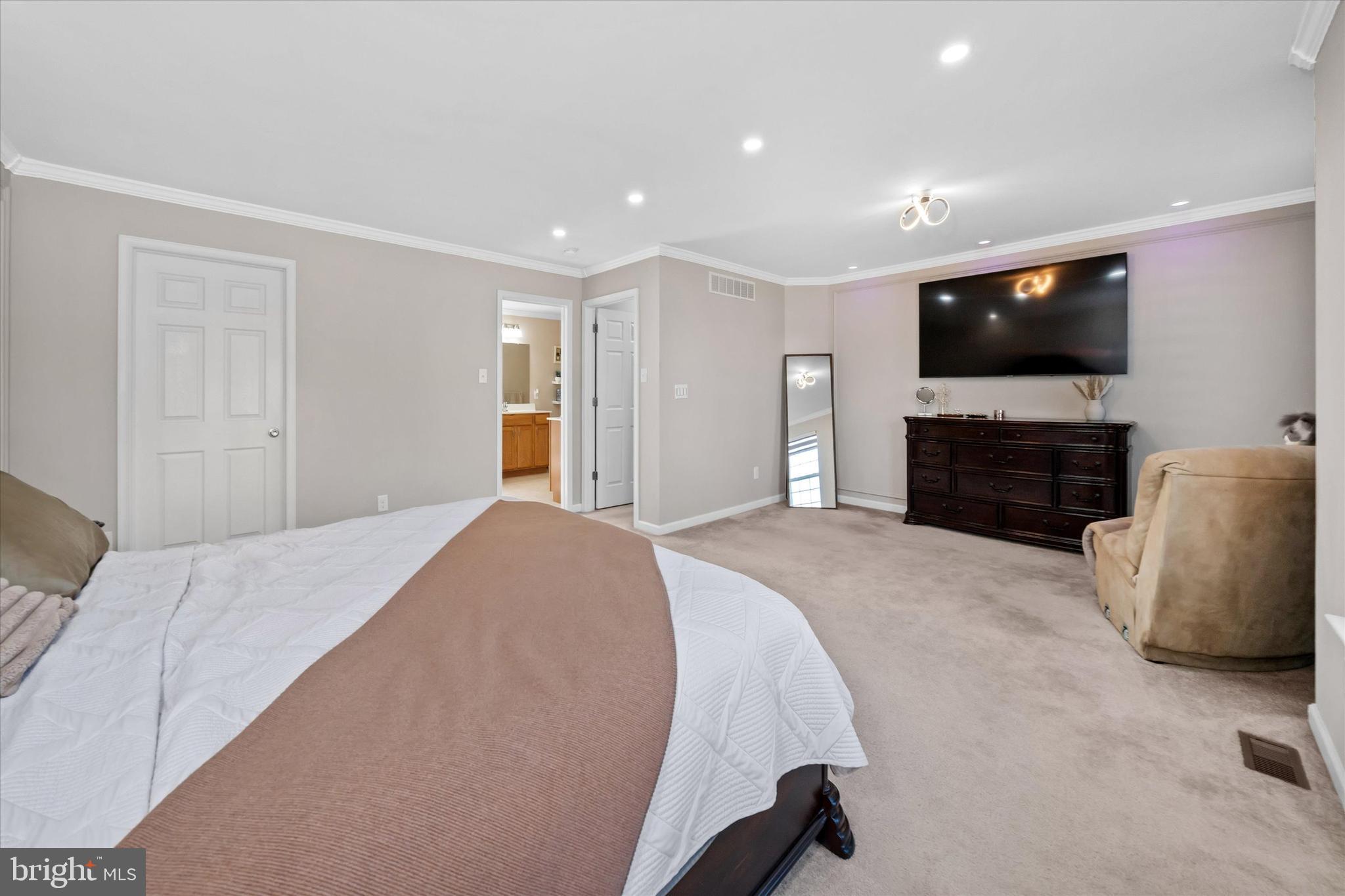 CENTURY OAK - Residential