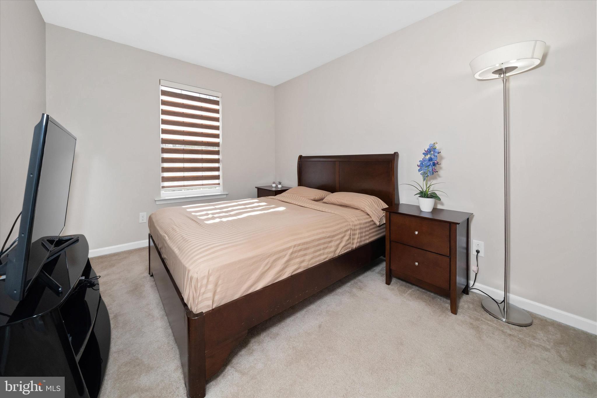 CENTURY OAK - Residential