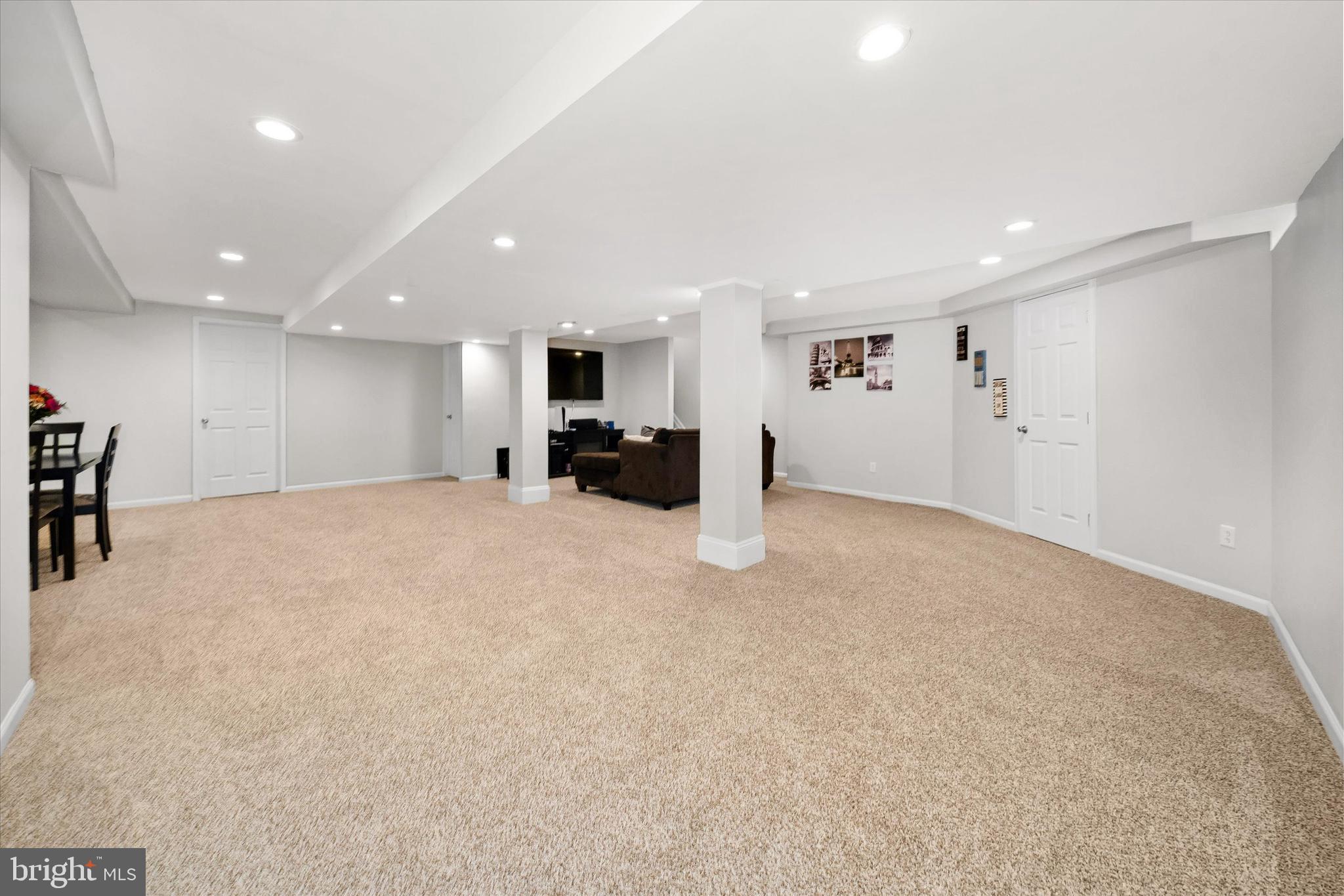 CENTURY OAK - Residential