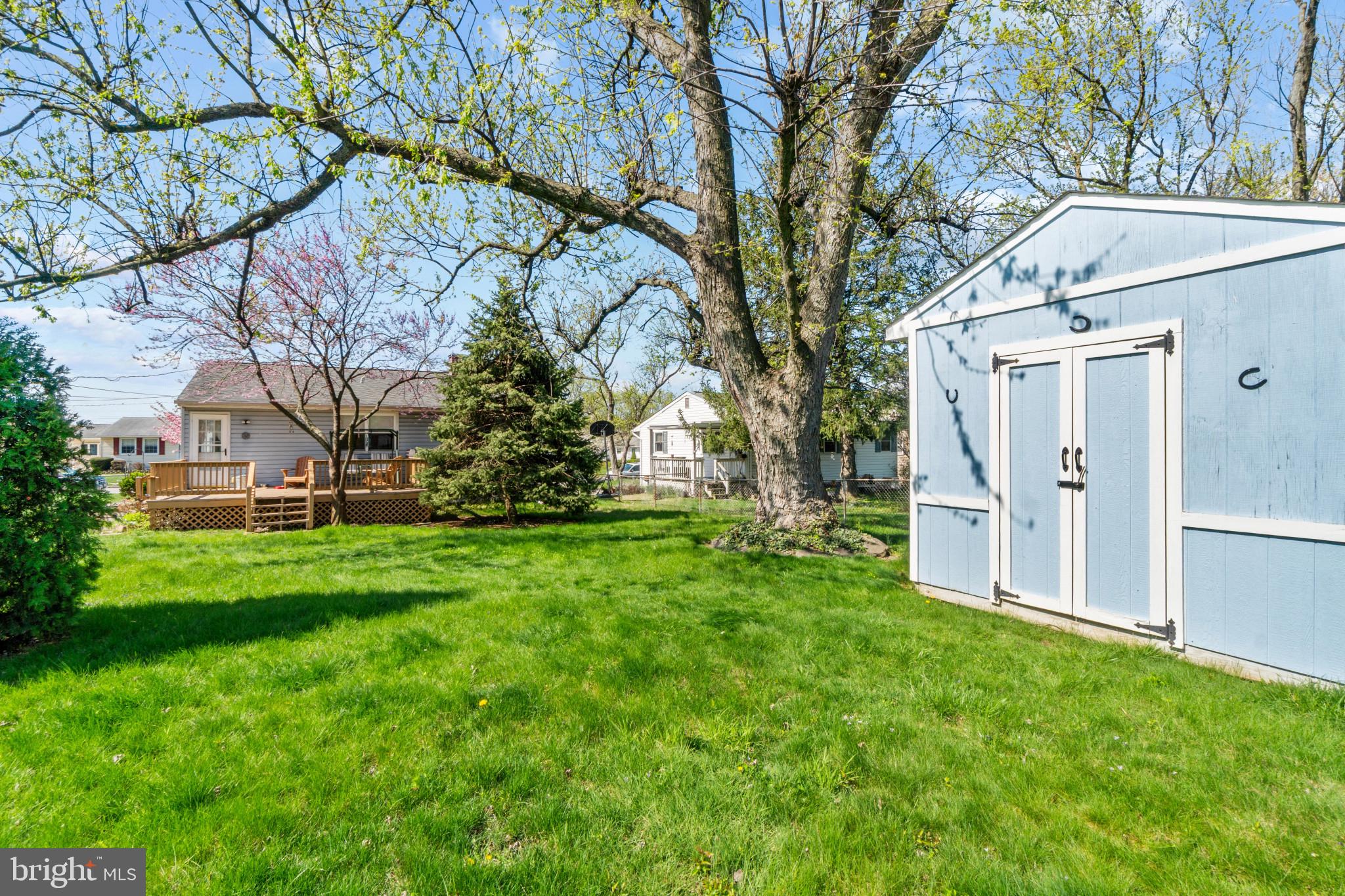 PLEASANTVILLE - Residential