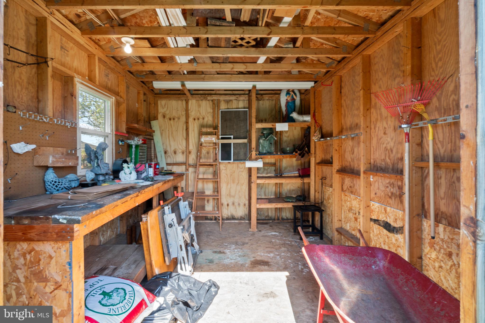 PLEASANTVILLE - Residential