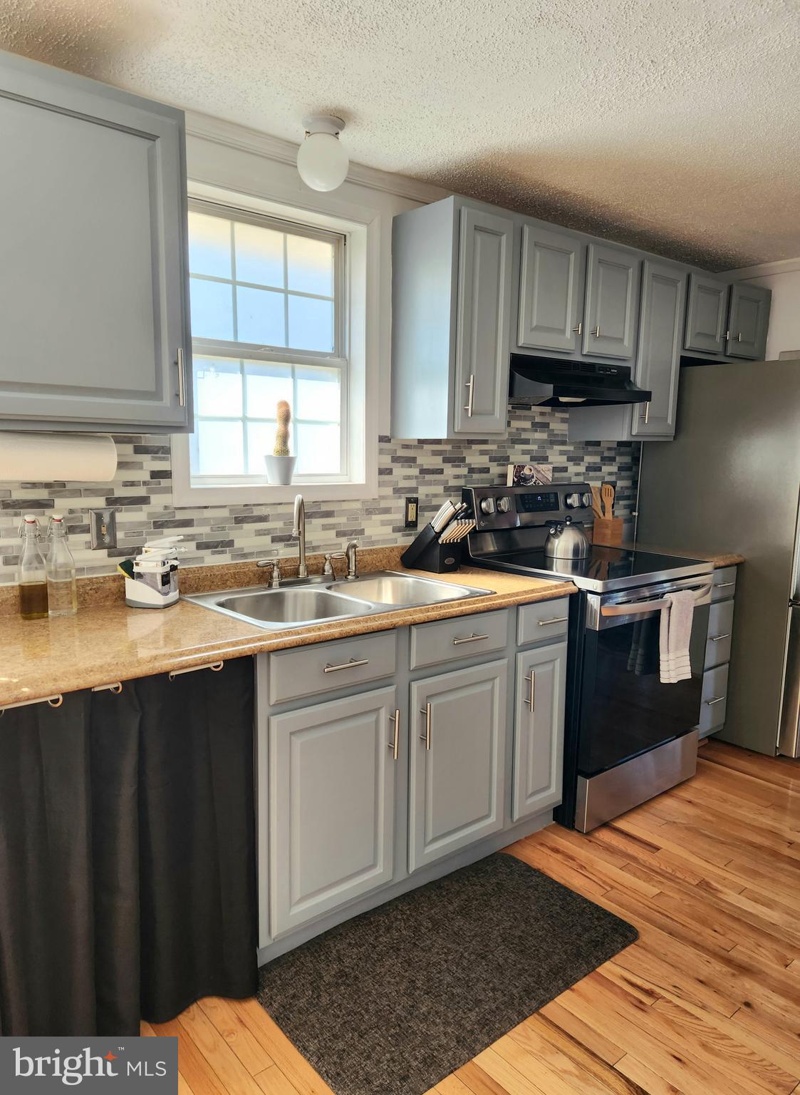 WALNUT GROVE - Residential