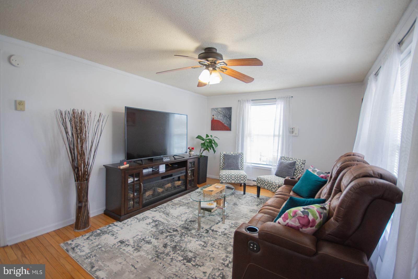 WALNUT GROVE - Residential