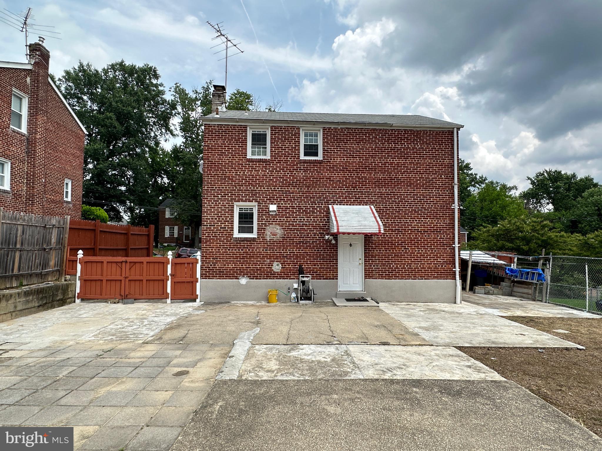 MICHIGAN PARK HILLS - Residential Lease