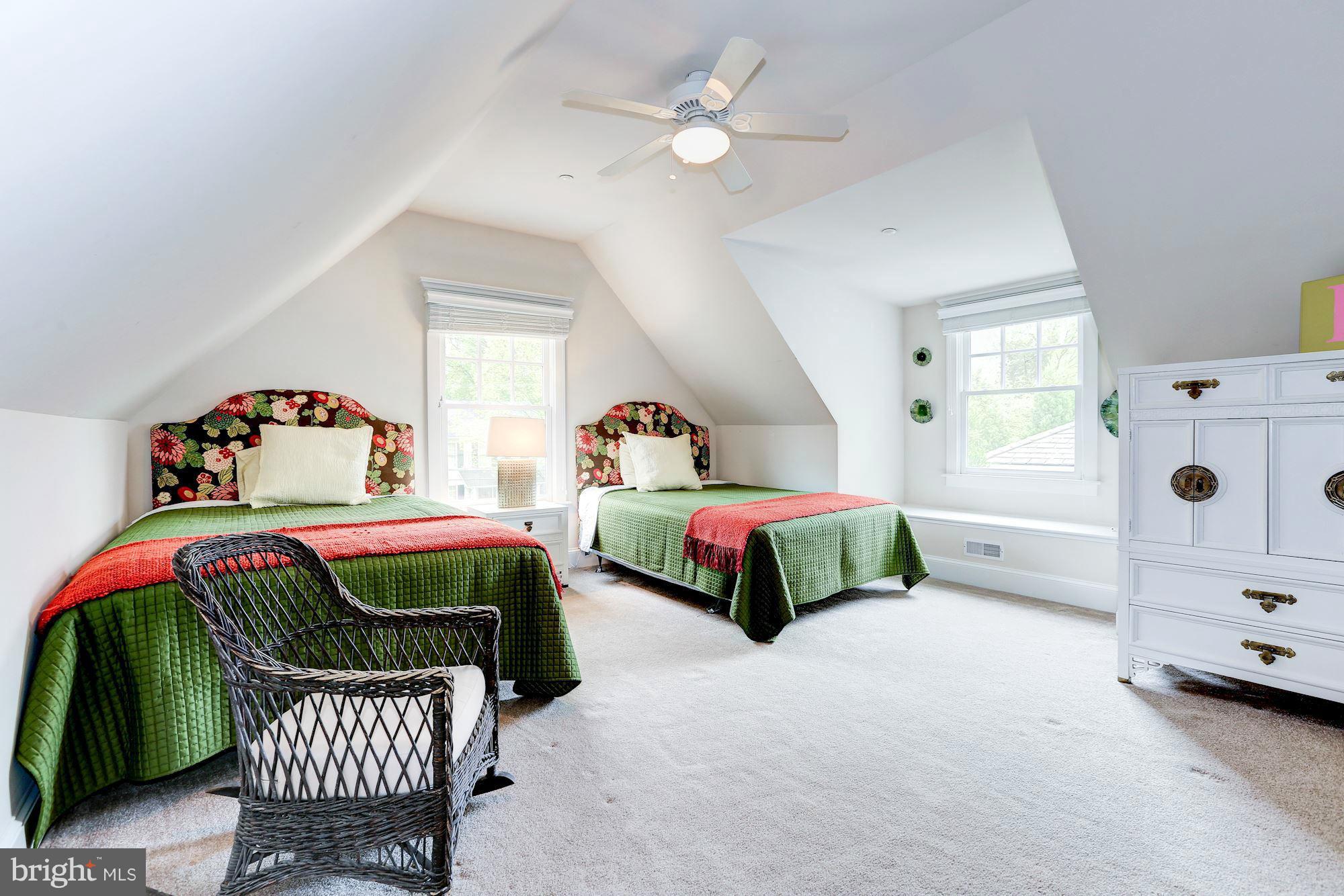 BROOKMONT - Residential