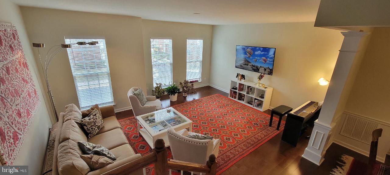 CHANTILLY - Residential Lease