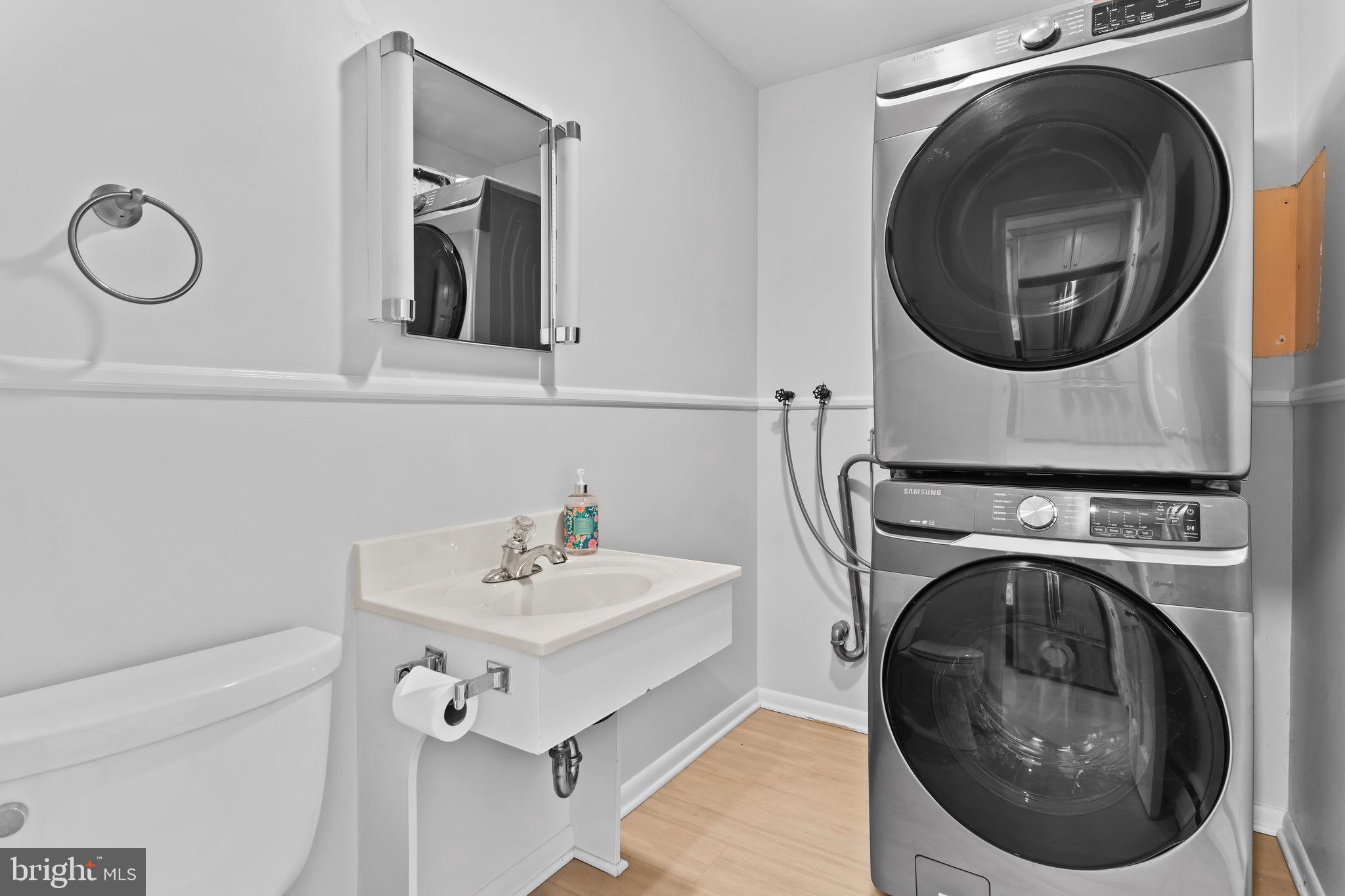 KIMBERLY MEADOWS - Residential