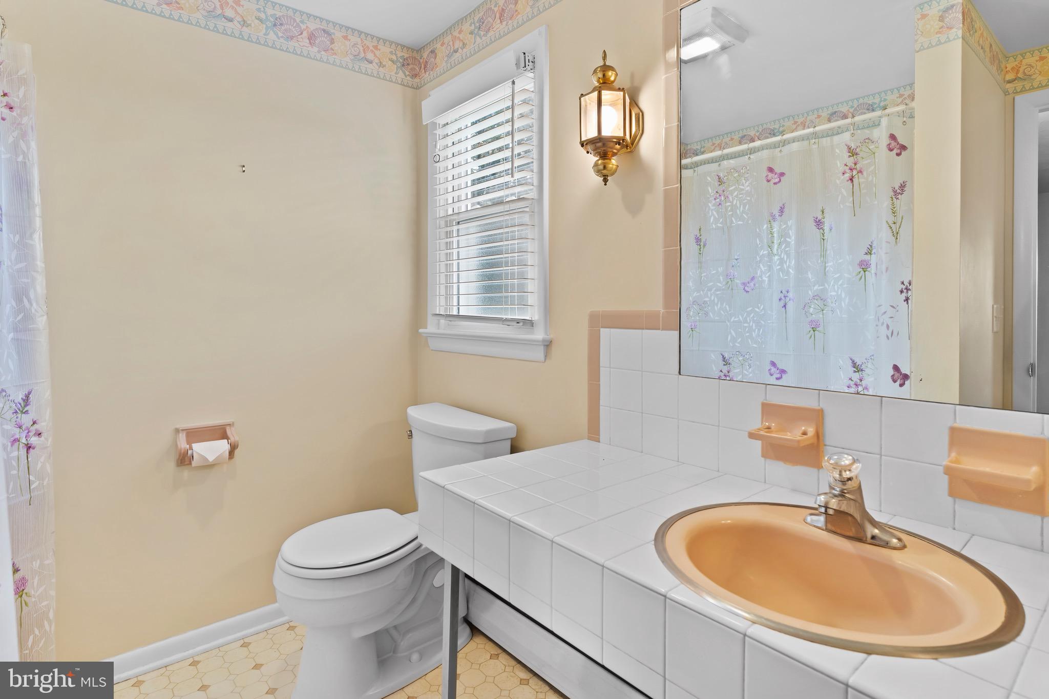 KIMBERLY MEADOWS - Residential