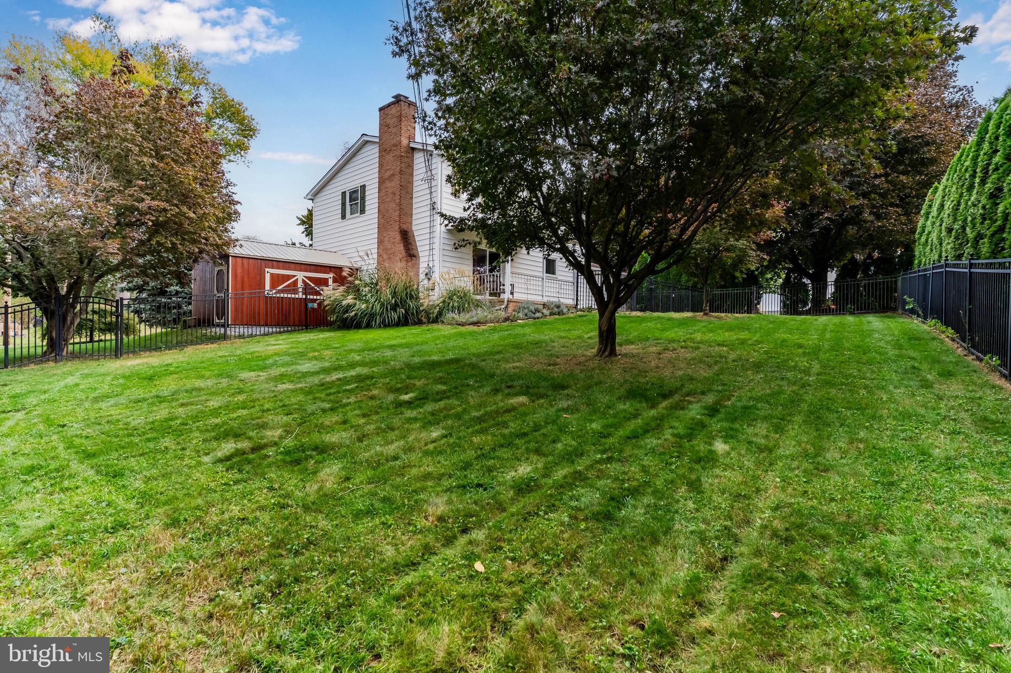 KIMBERLY MEADOWS - Residential