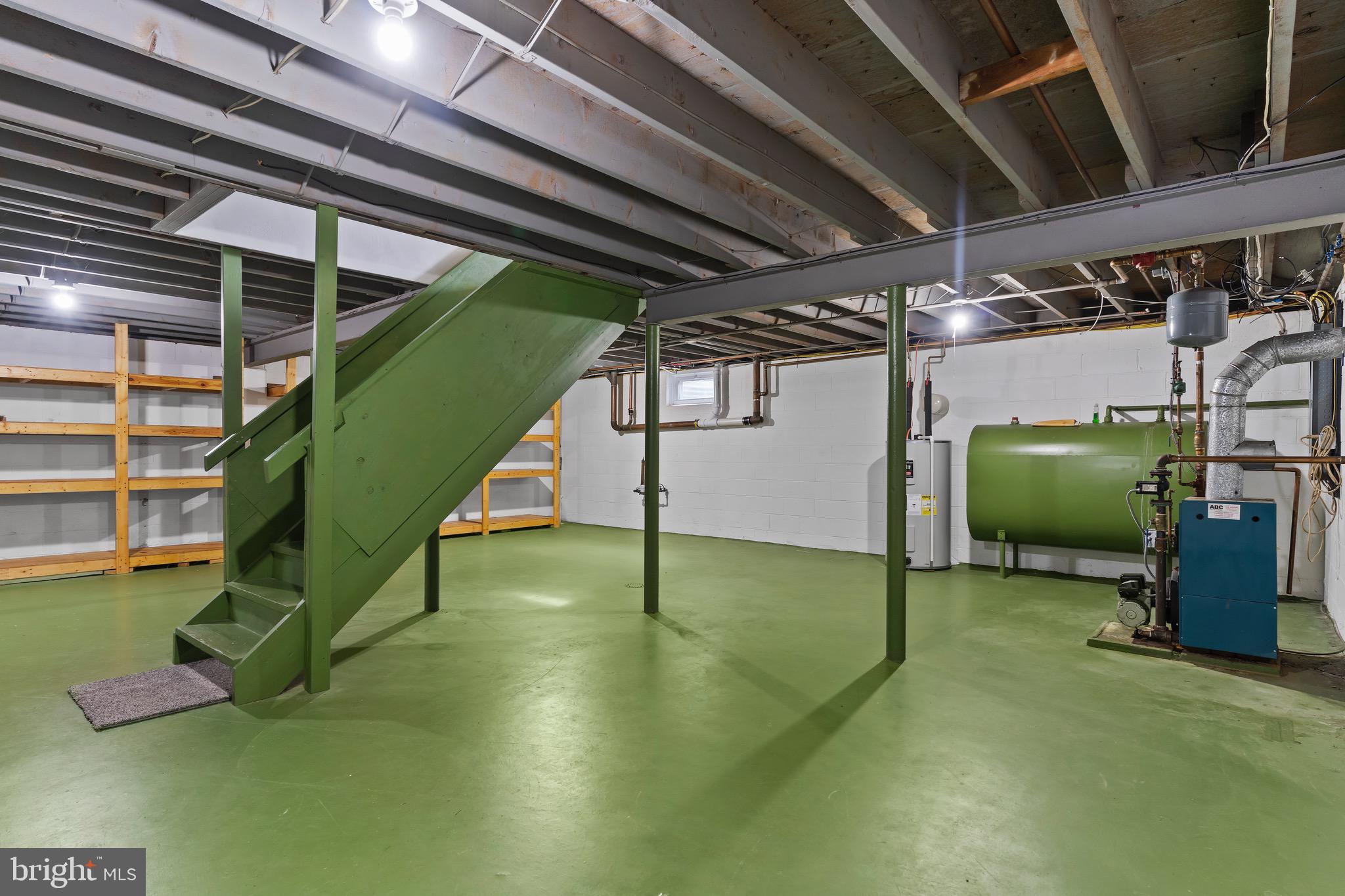 KIMBERLY MEADOWS - Residential