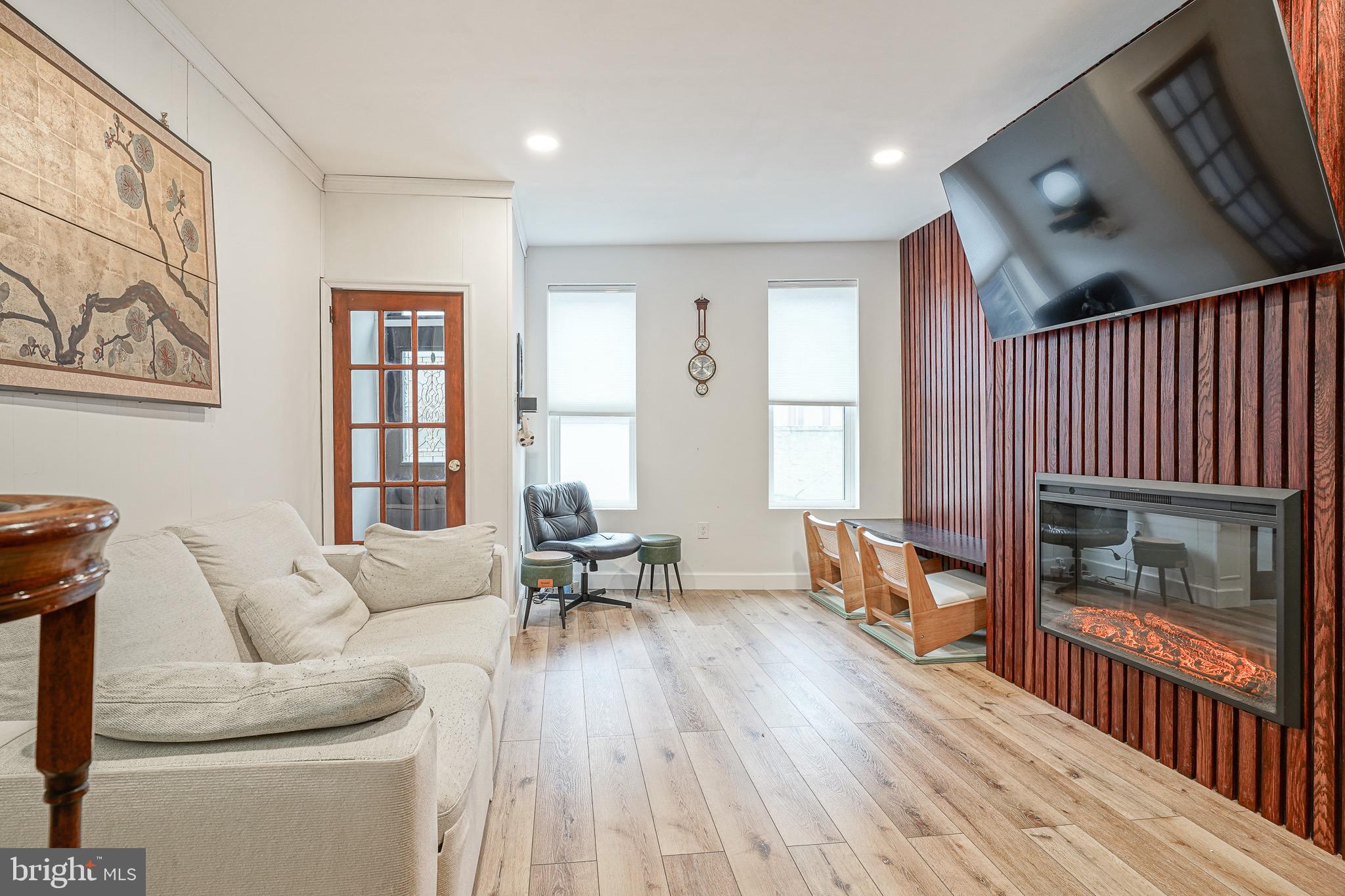 BELLA VISTA - Residential