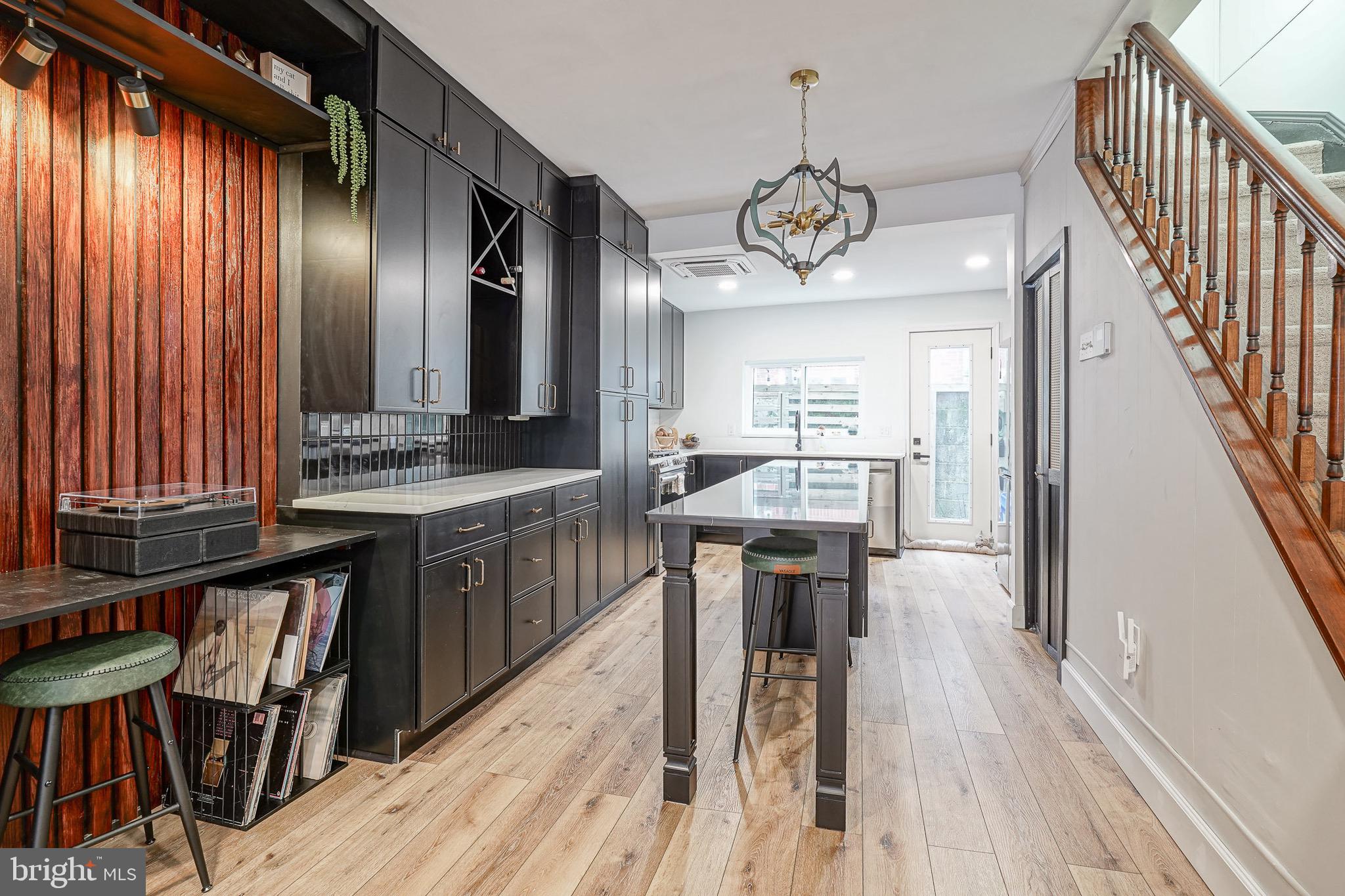 BELLA VISTA - Residential