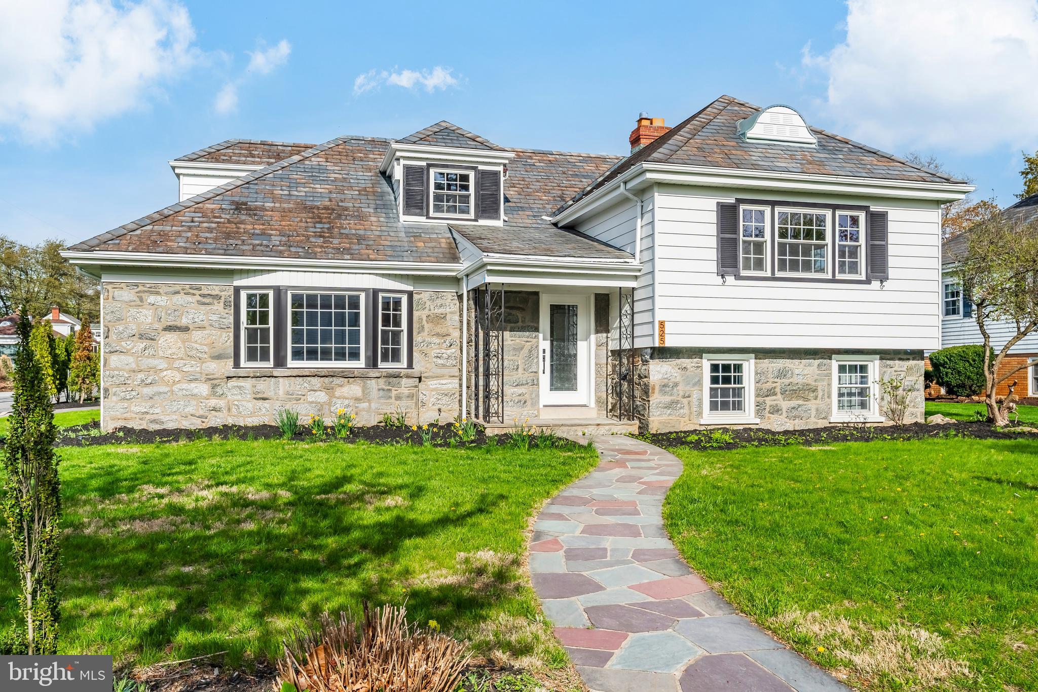 525 N MAIN STREET 527