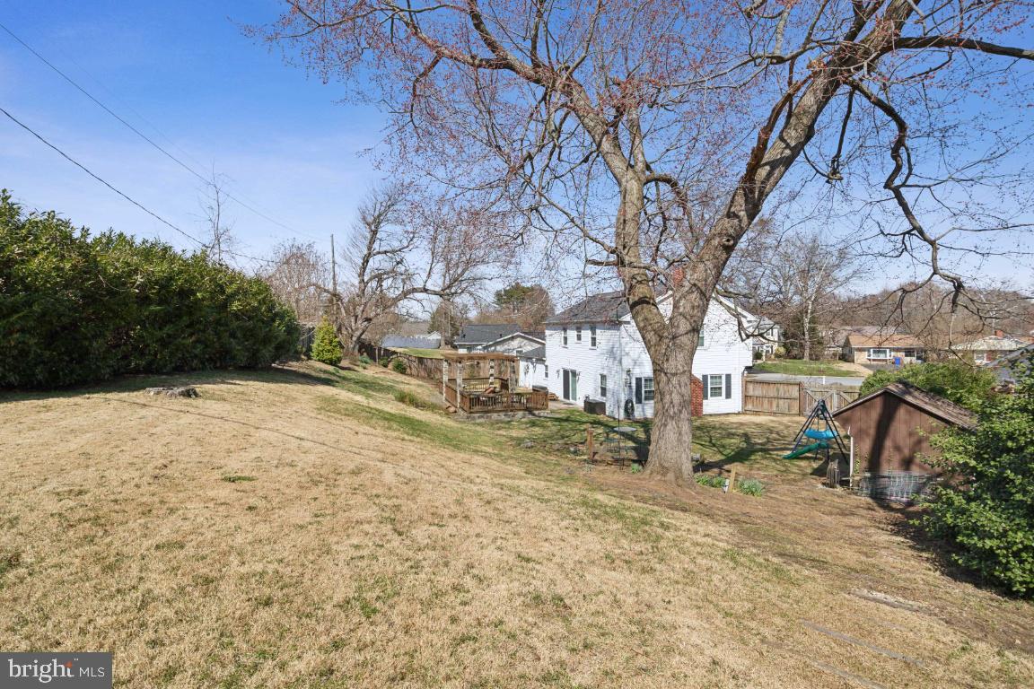 MEADOWBROOK AT BELAIR - Residential