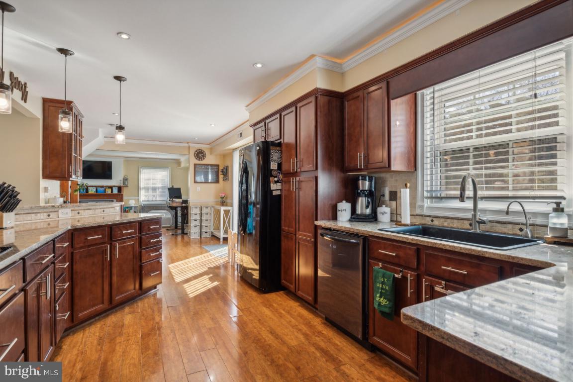 MEADOWBROOK AT BELAIR - Residential