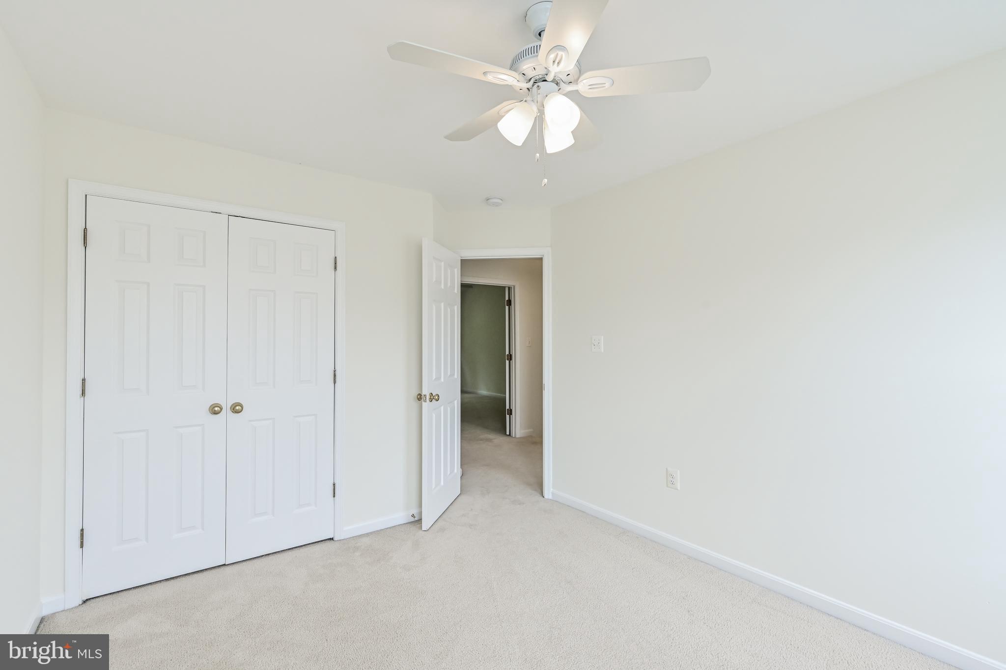 KENWOOD TOWNES - Residential Lease