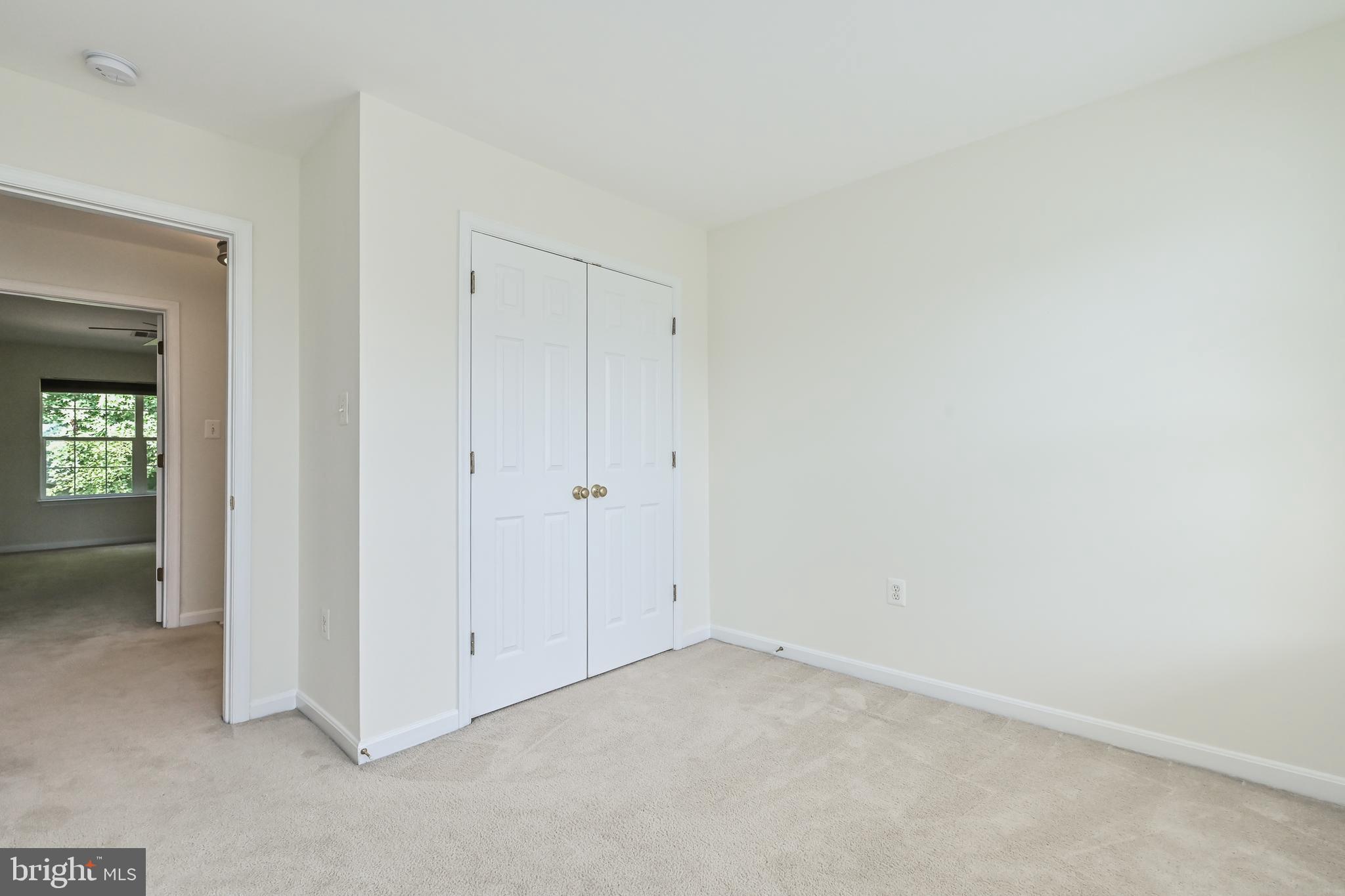 KENWOOD TOWNES - Residential Lease