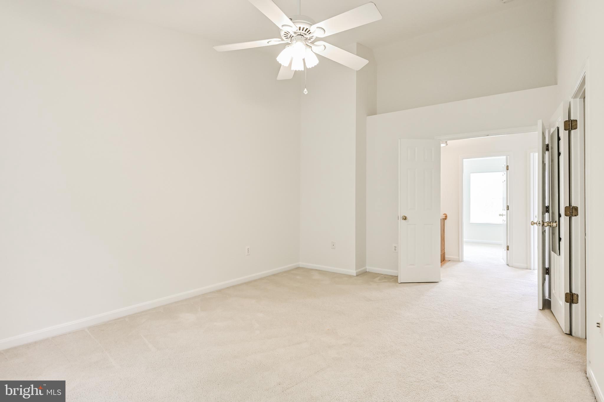 KENWOOD TOWNES - Residential Lease