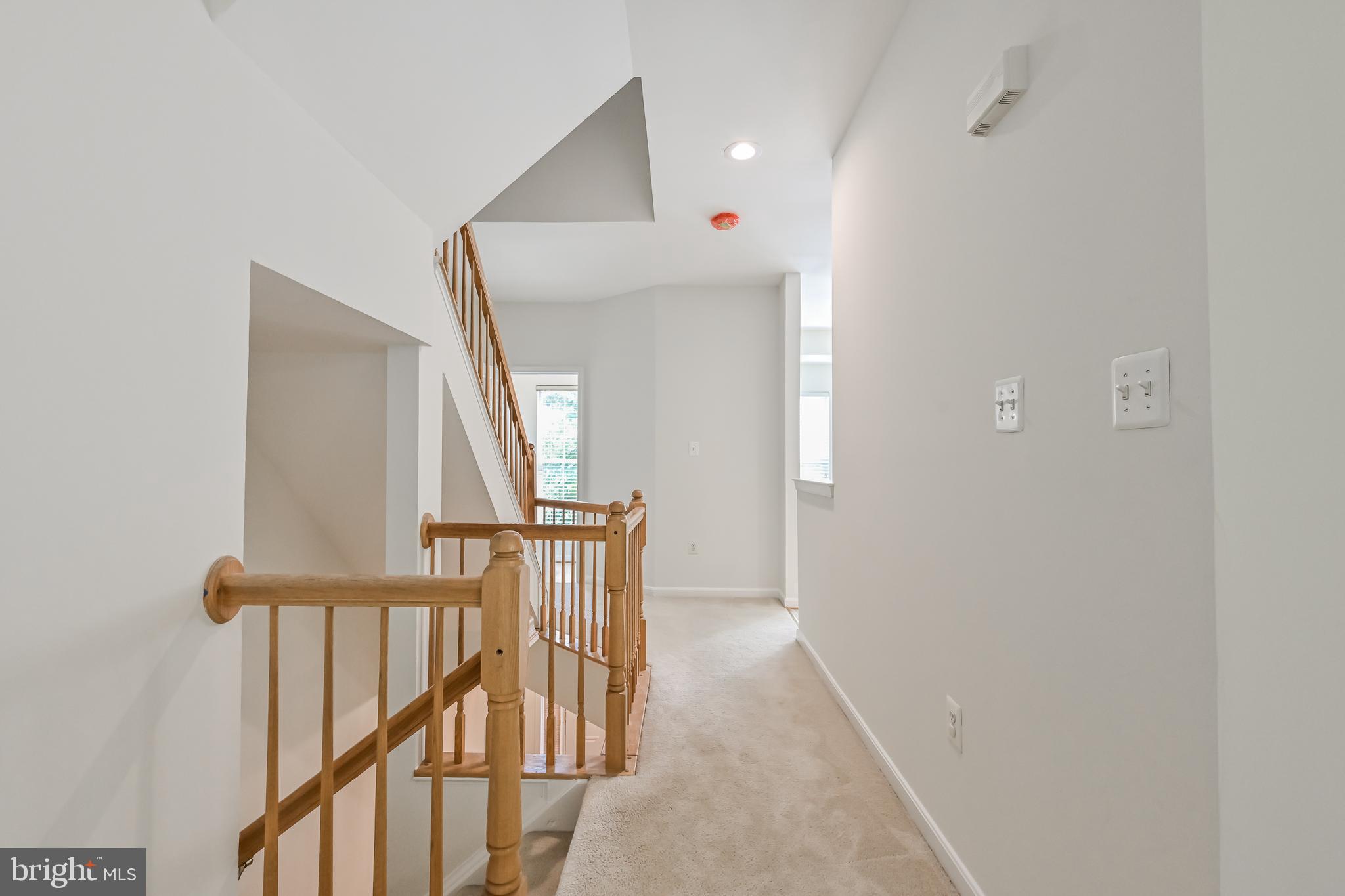 KENWOOD TOWNES - Residential Lease