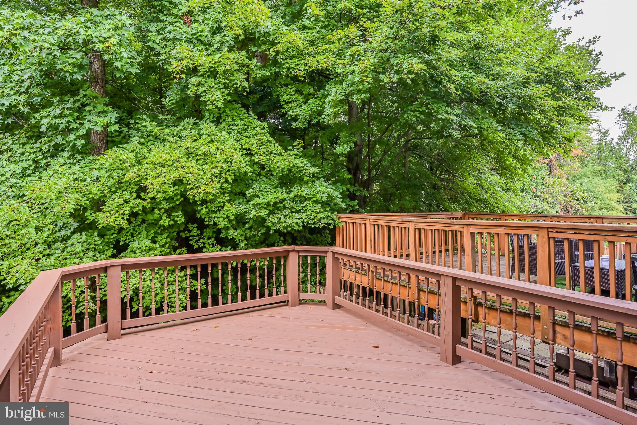 KENWOOD TOWNES - Residential Lease