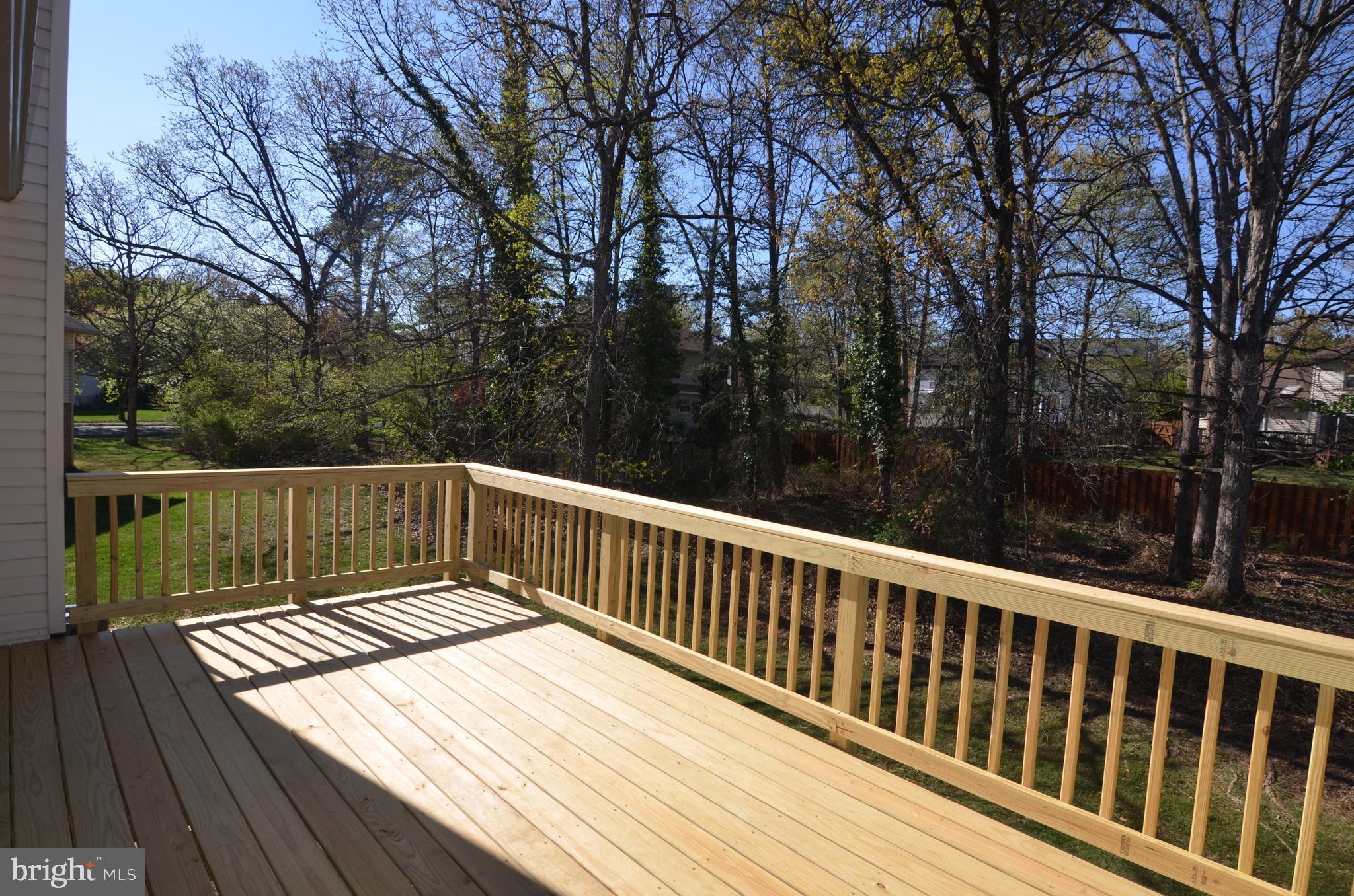 HUNTING HILLS WOODS - Residential