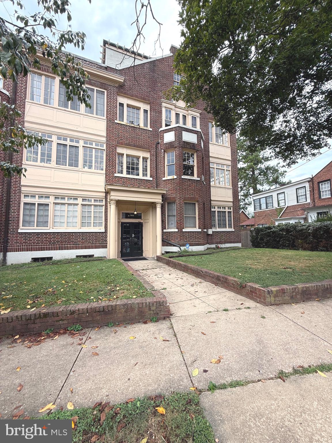 HEFLIN APARTMENTS - Residential Lease