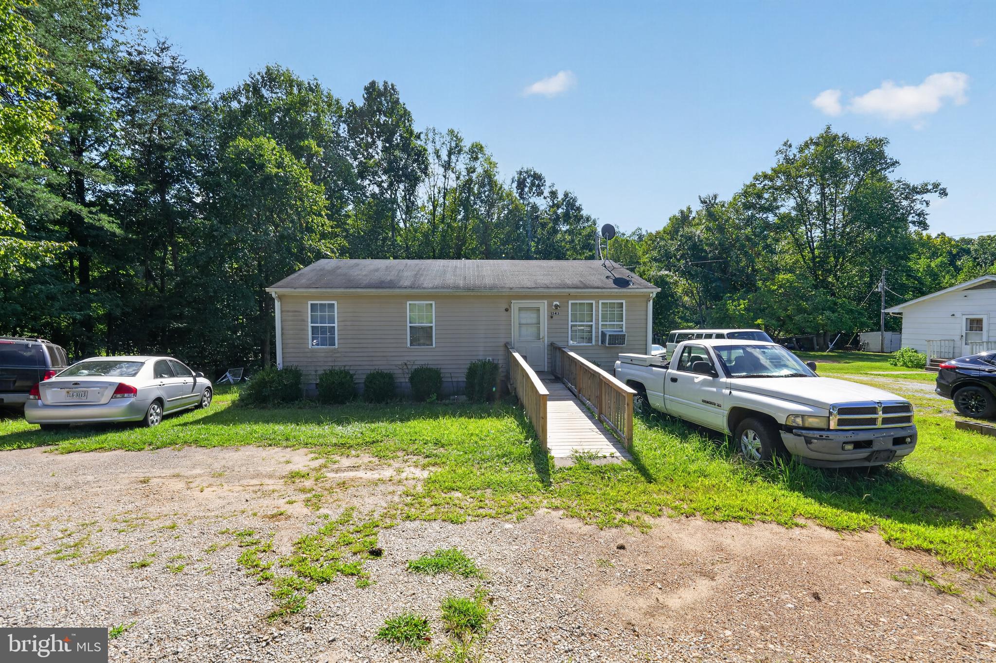 1343 PITTSVILLE ROAD