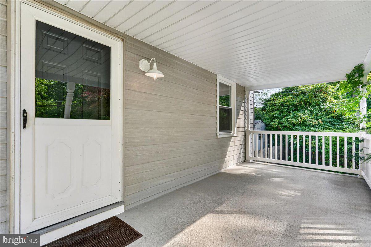 238 HOMESTEAD LANE