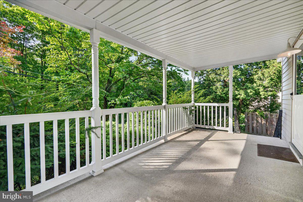 238 HOMESTEAD LANE