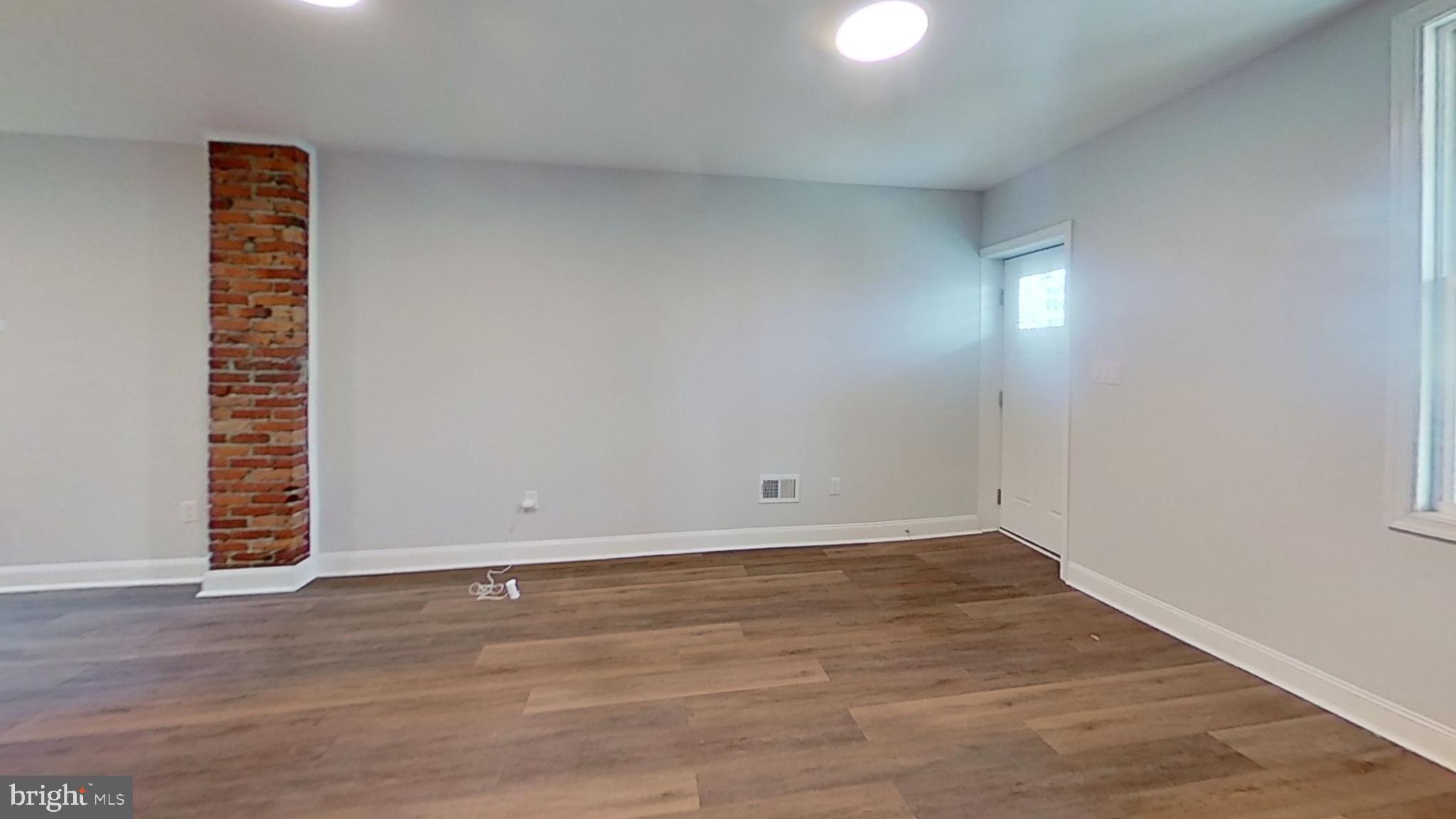 OVERBROOK - Residential Lease