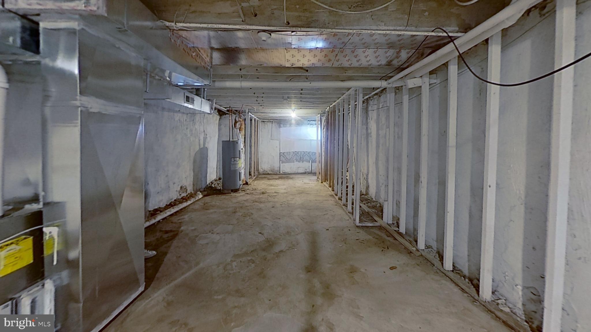 OVERBROOK - Residential Lease