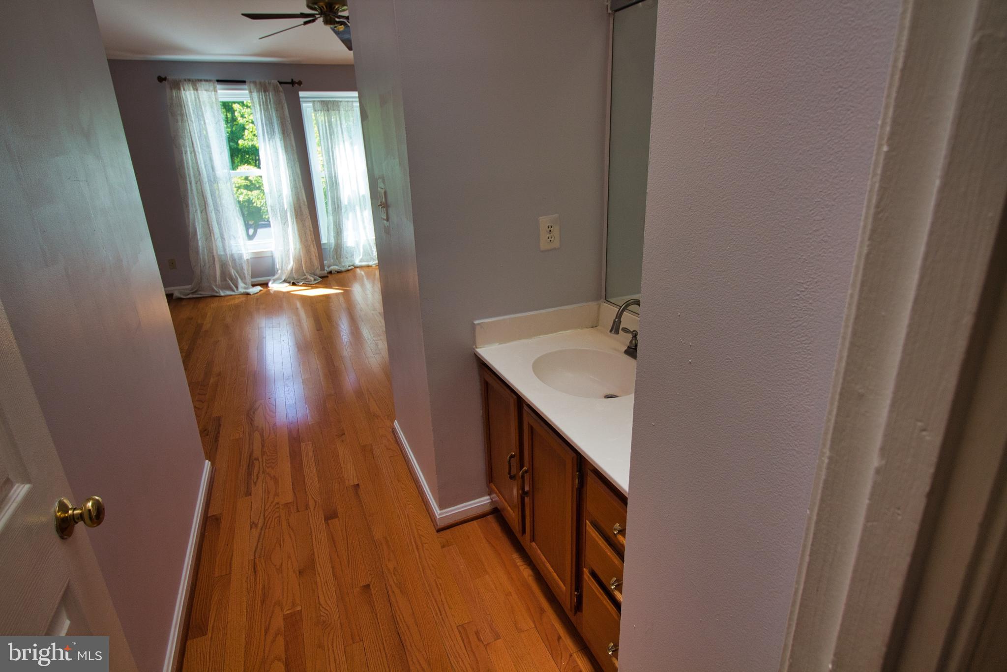 KINGSTOWNE - Residential Lease