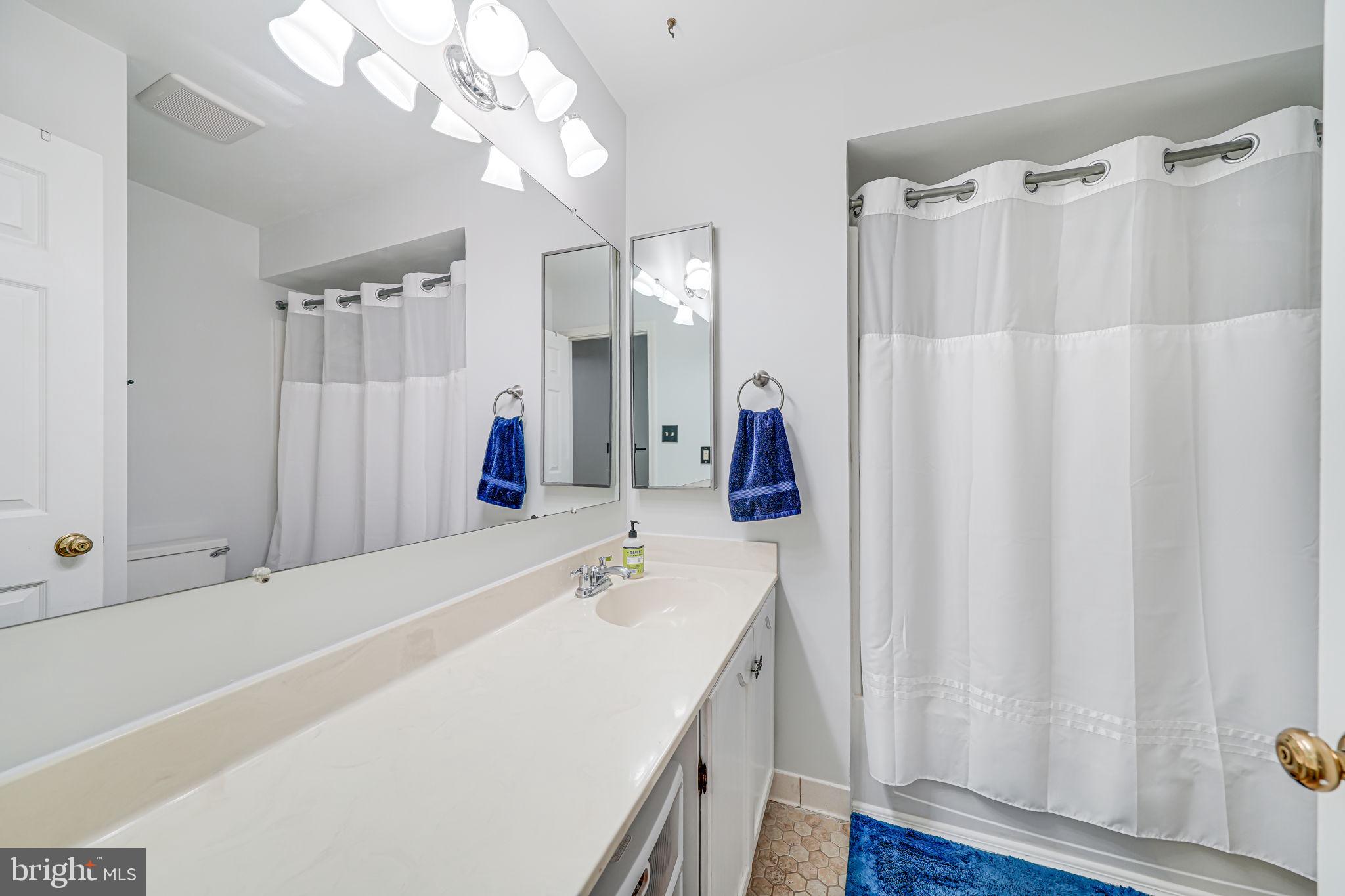 BURKE CENTRE - Residential