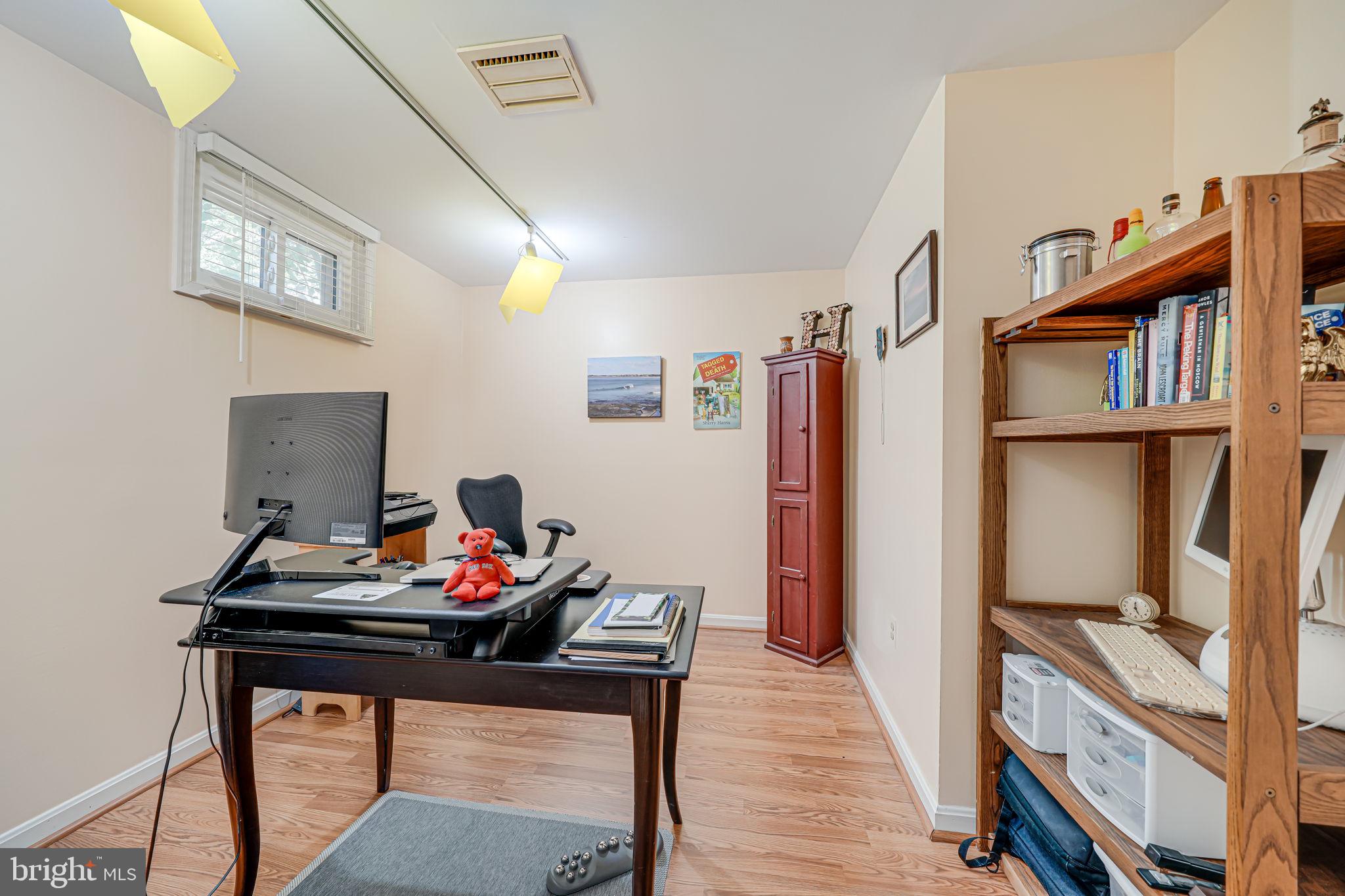 BURKE CENTRE - Residential