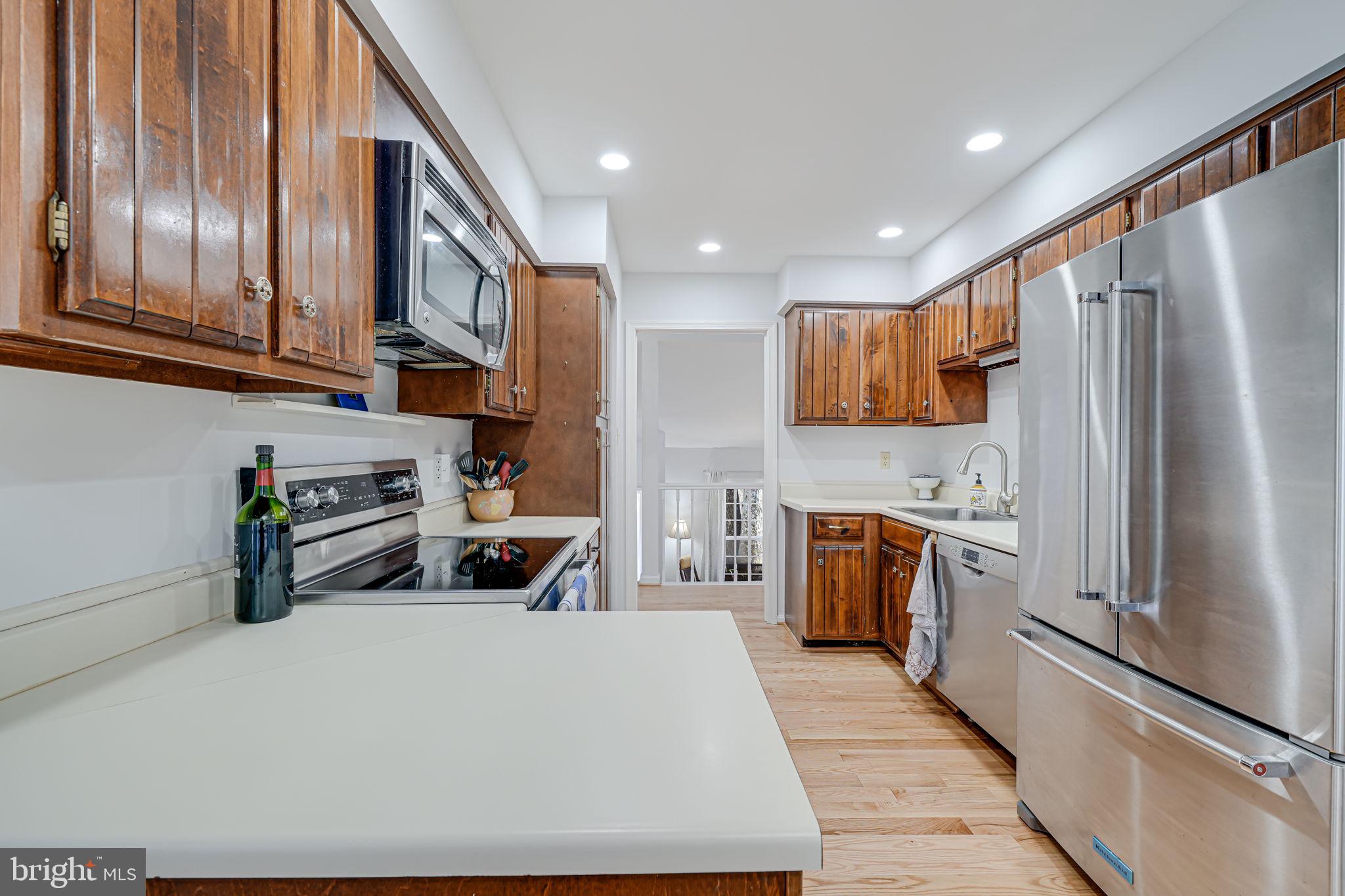 BURKE CENTRE - Residential