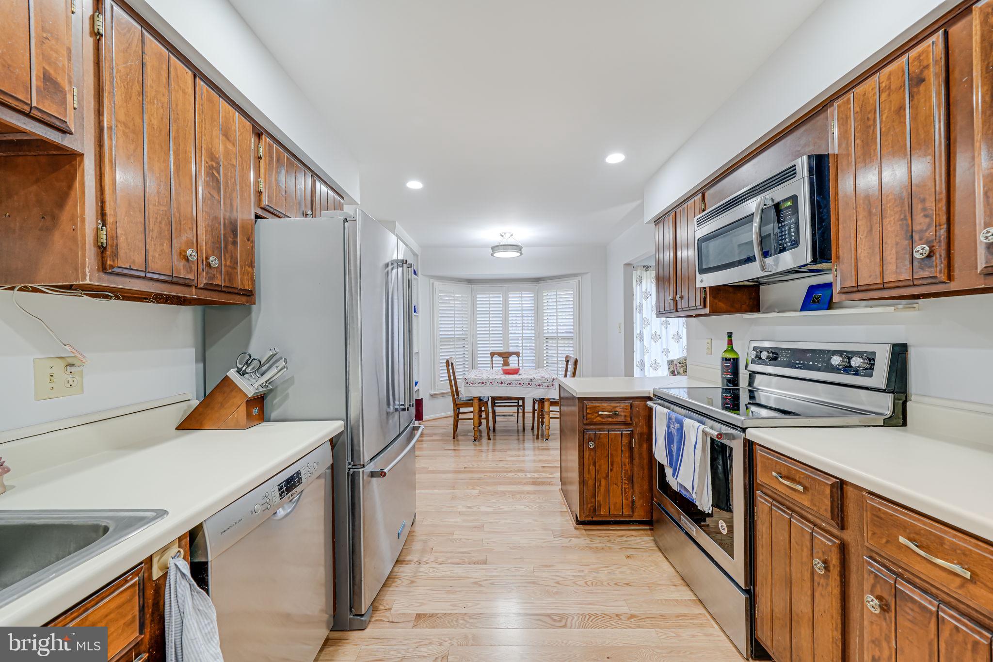 BURKE CENTRE - Residential