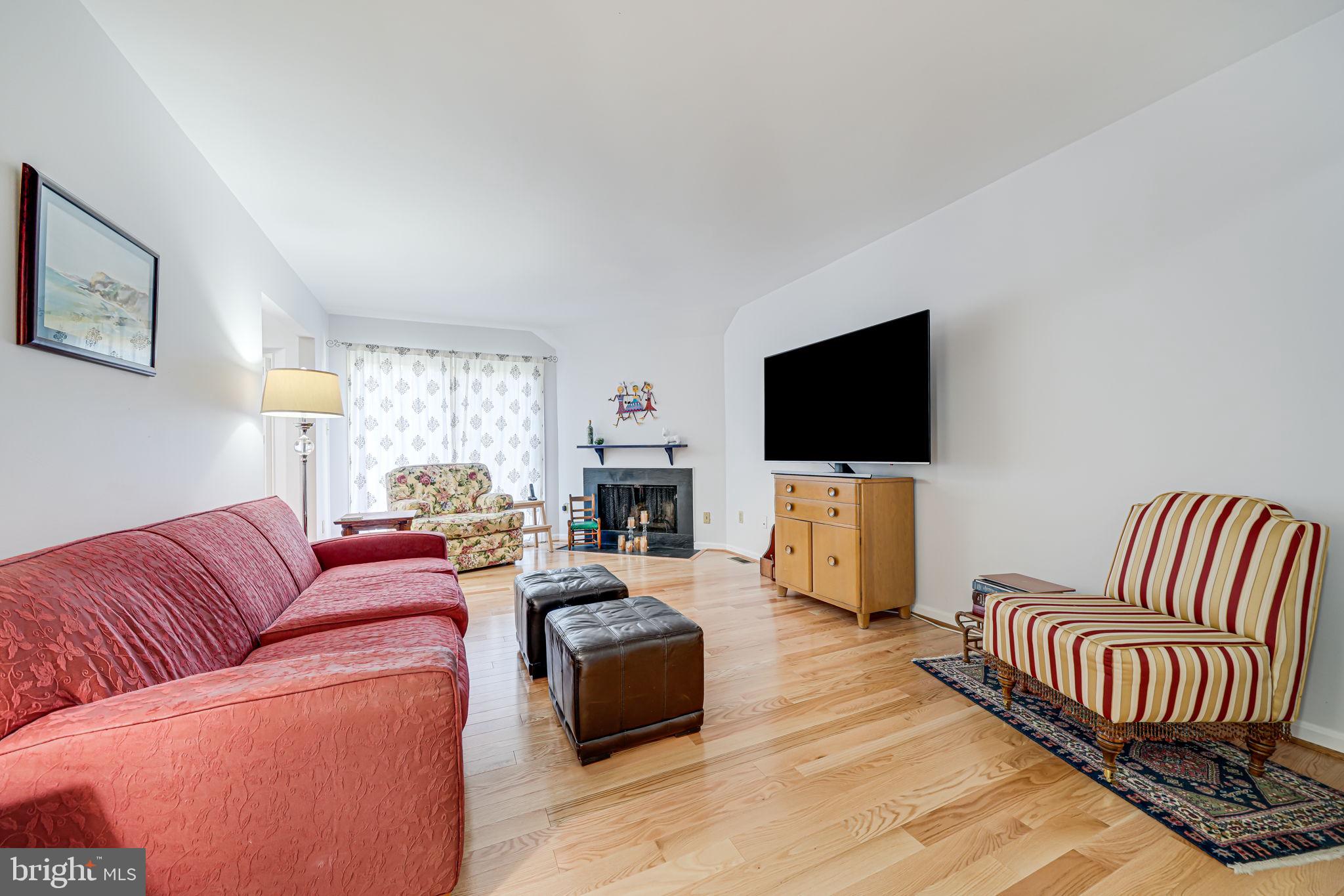 BURKE CENTRE - Residential