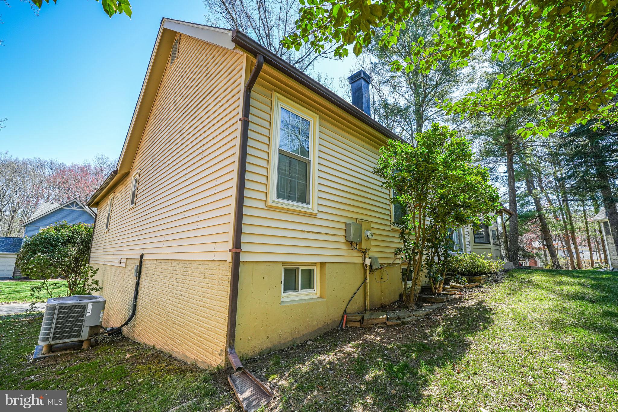 BURKE CENTRE - Residential